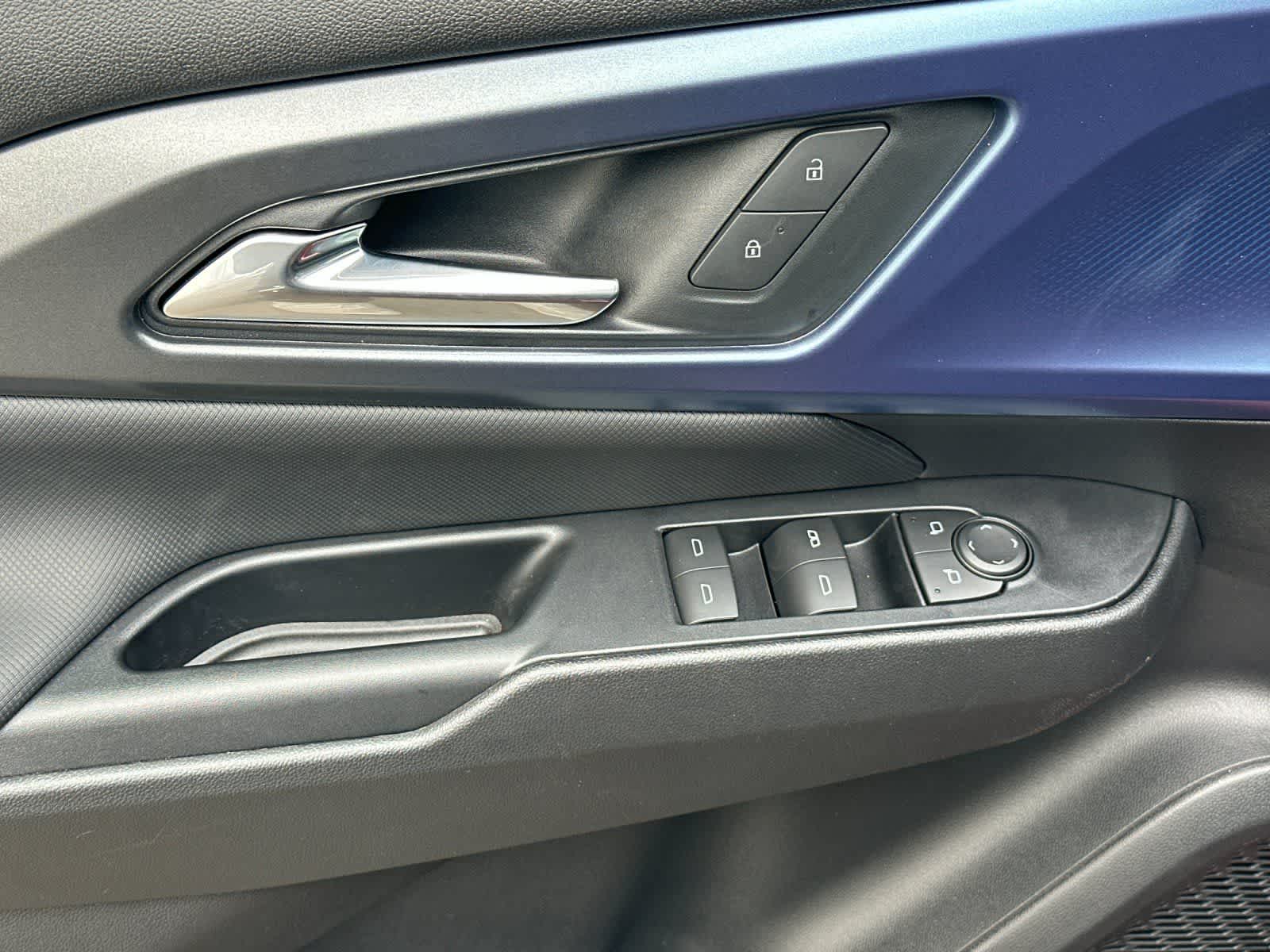 Thumbnail: 2026 Chevrolet Equinox - 13