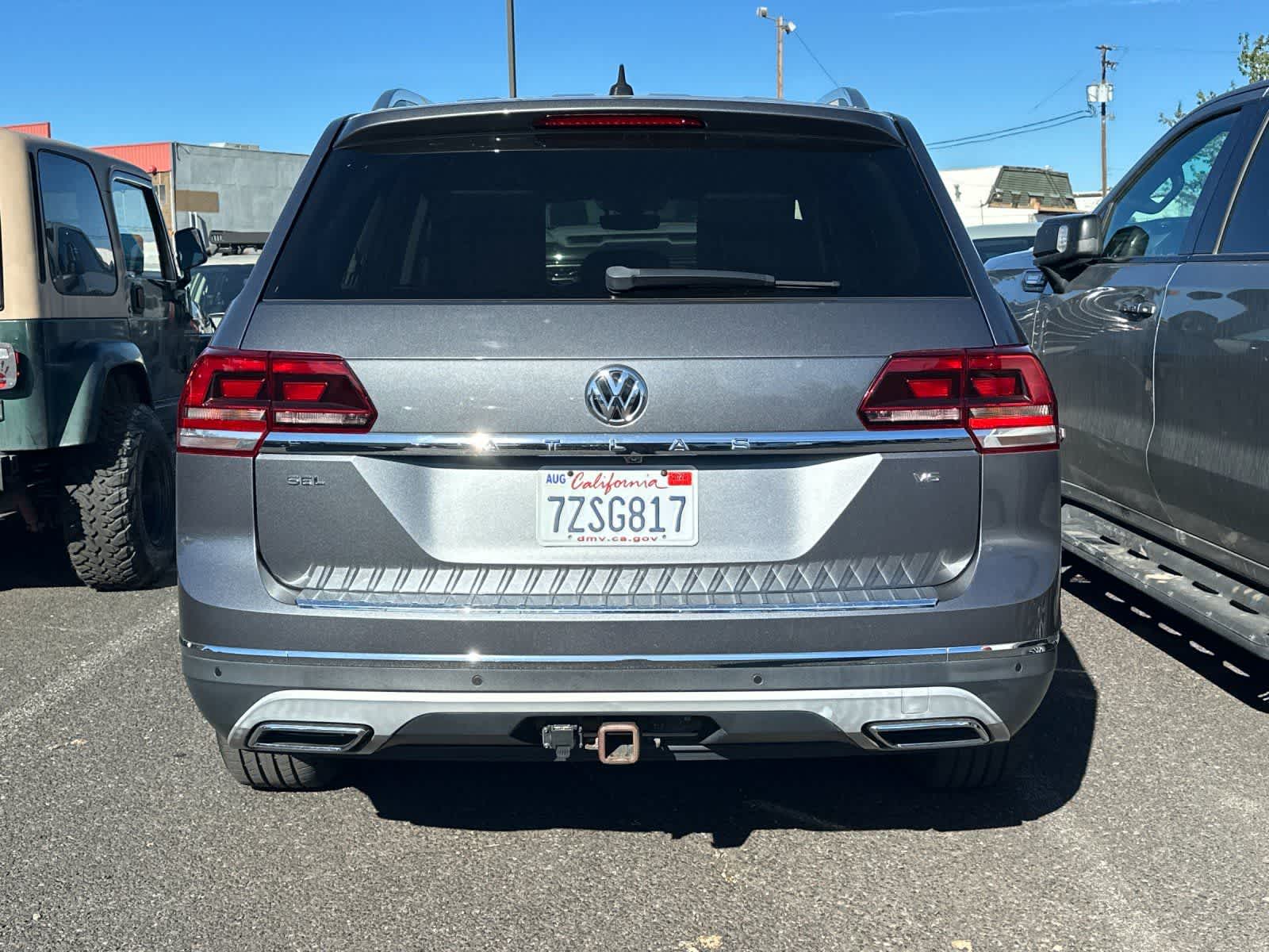 Thumbnail: 2018 Volkswagen Atlas - 4