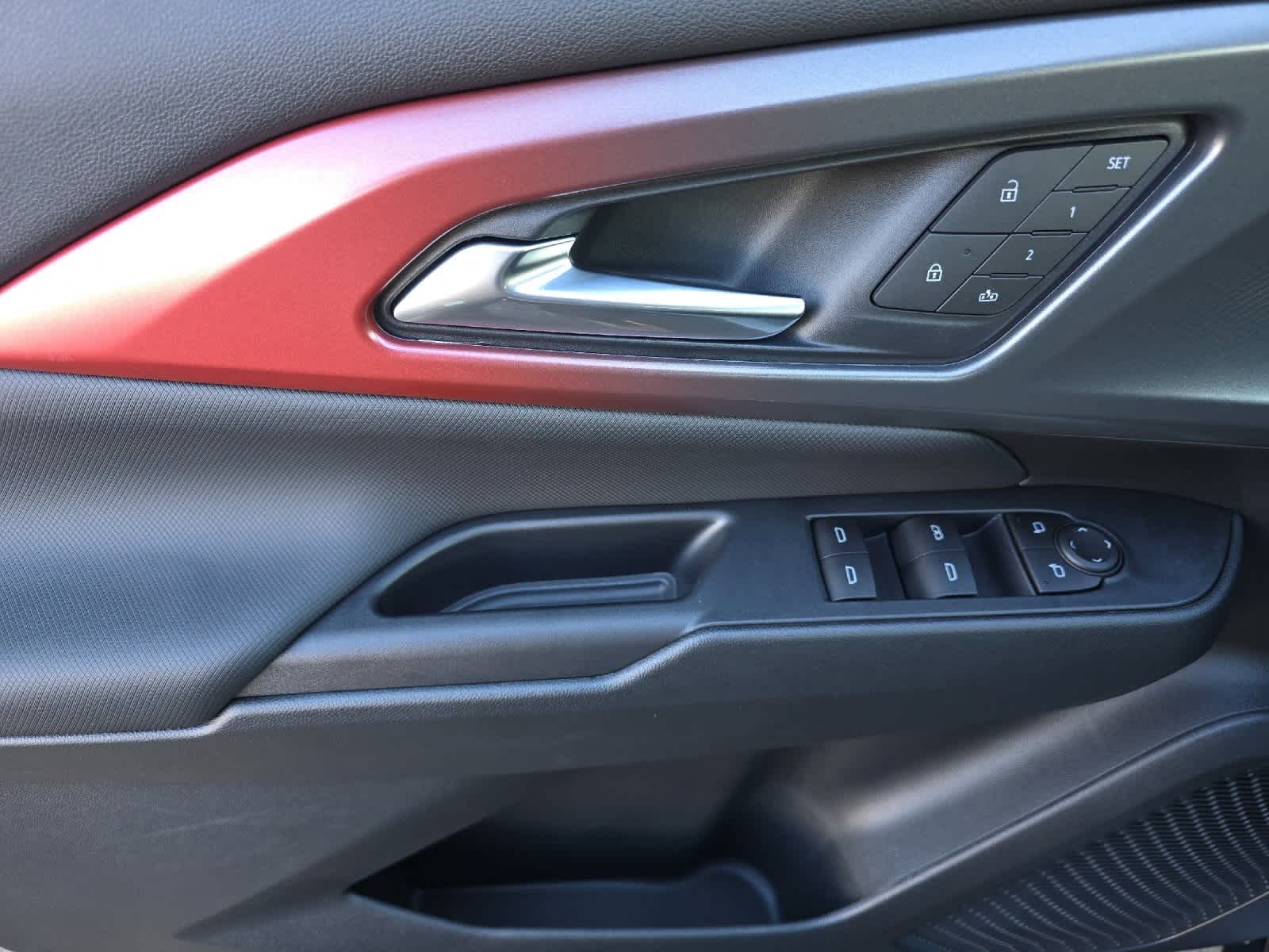 Thumbnail: 2026 Chevrolet Equinox - 12