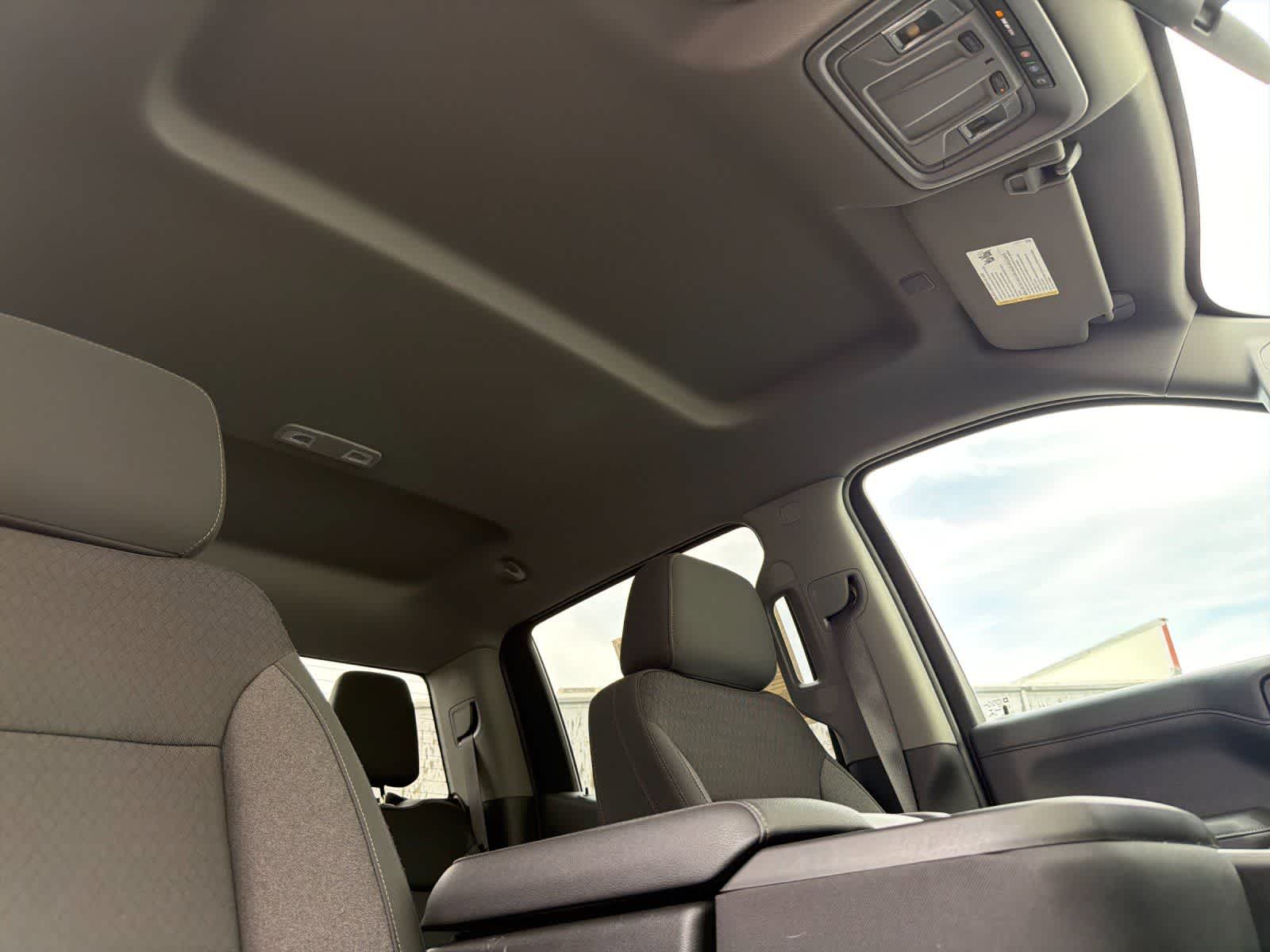 Thumbnail: 2022 Chevrolet Silverado 1500 - 16