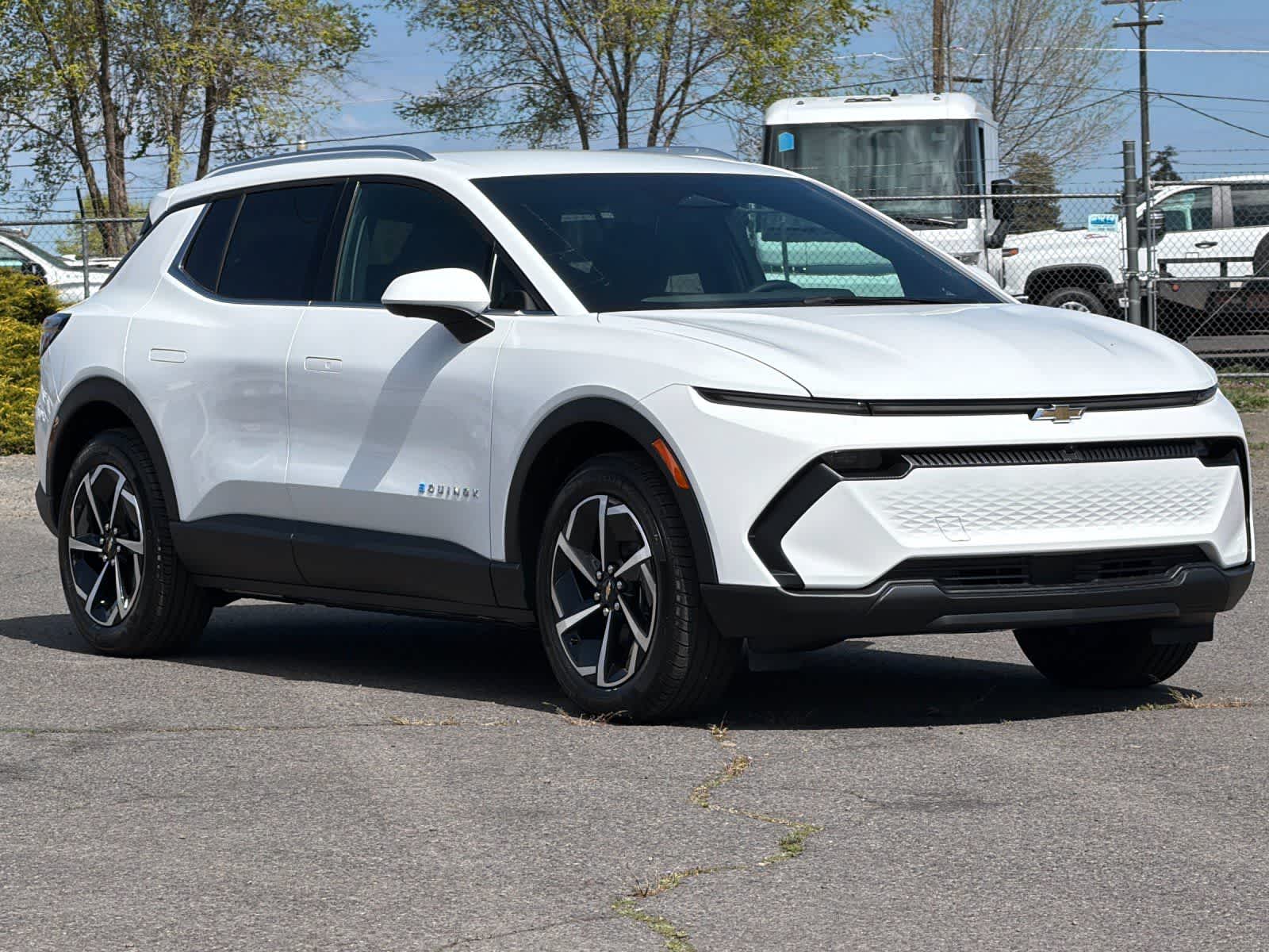 Thumbnail: 2026 Chevrolet Equinox - 9