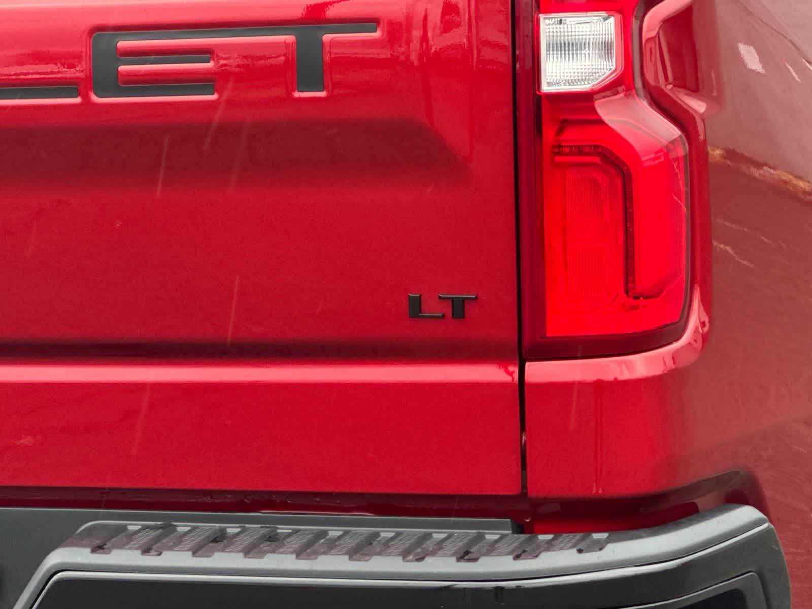 Thumbnail: 2026 Chevrolet Silverado 1500 - 27