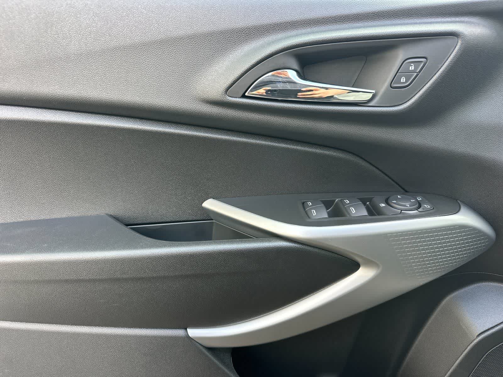 Thumbnail: 2026 Chevrolet Trax - 12