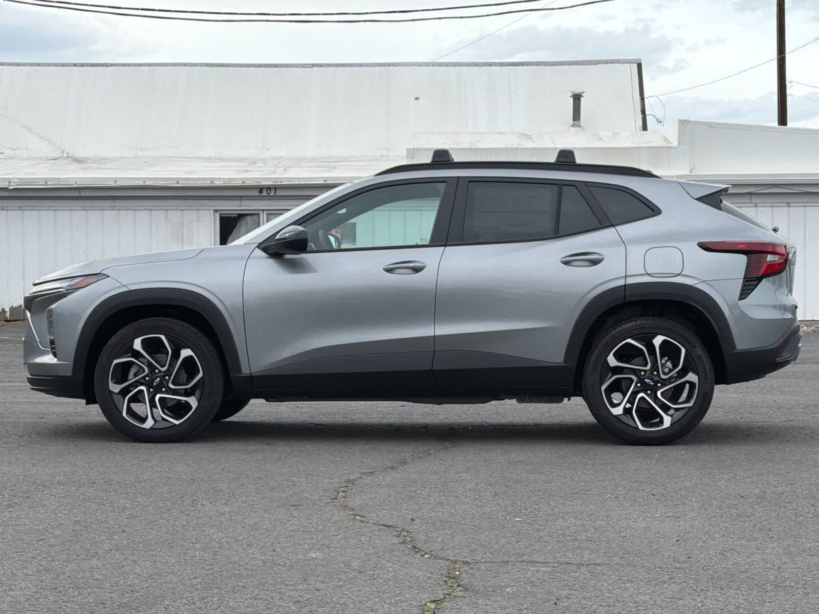 Thumbnail: 2026 Chevrolet Trax - 5