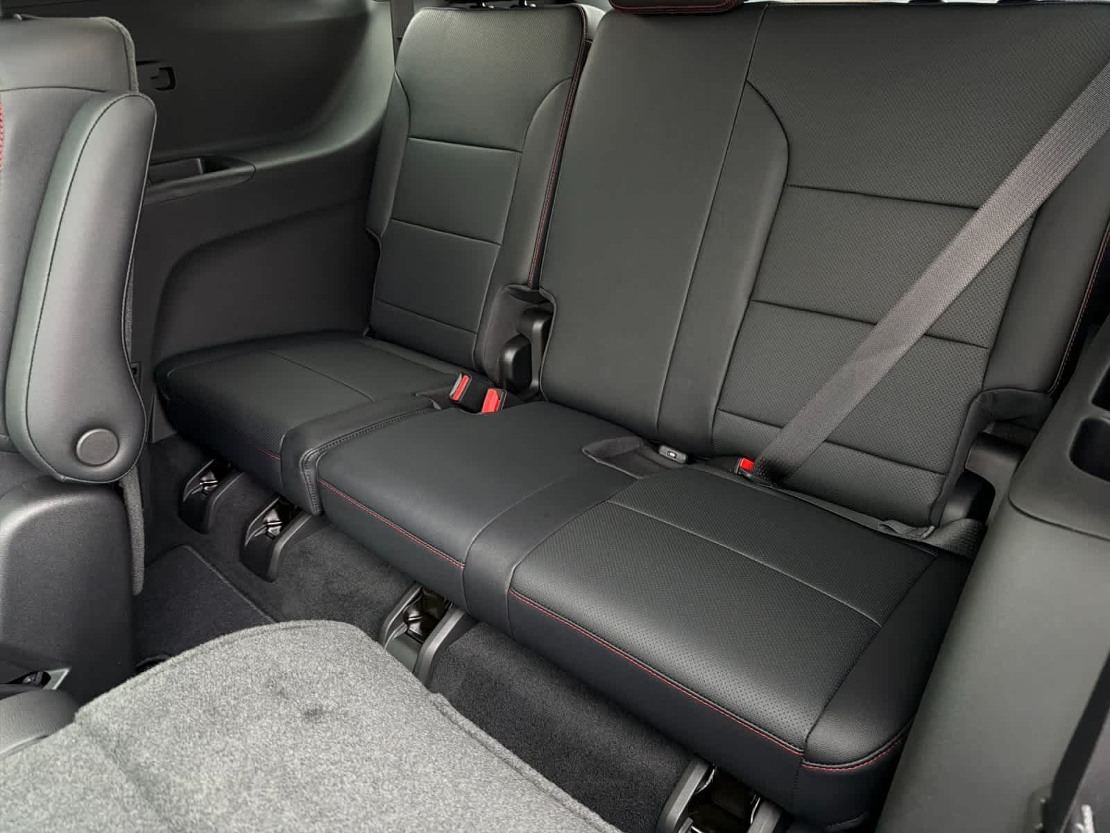 Thumbnail: 2026 Chevrolet Traverse - 15