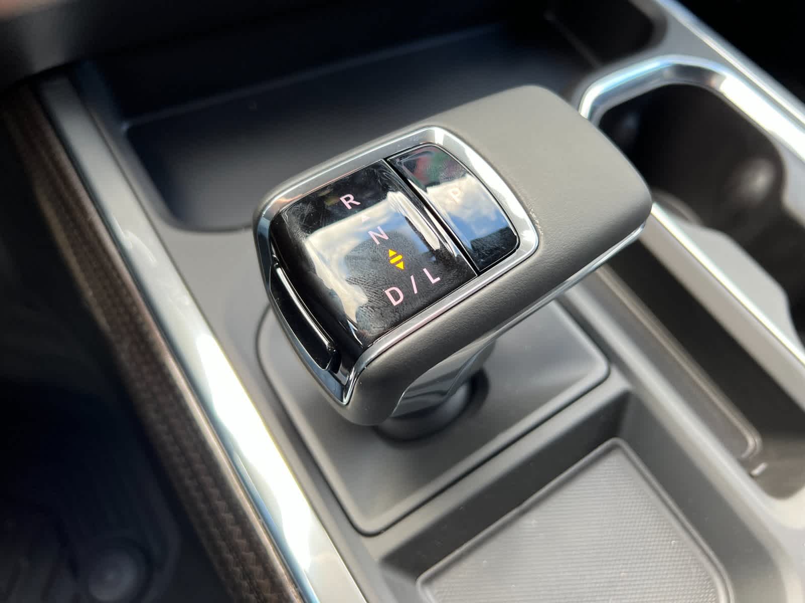 Thumbnail: 2026 Chevrolet Silverado 1500 - 21