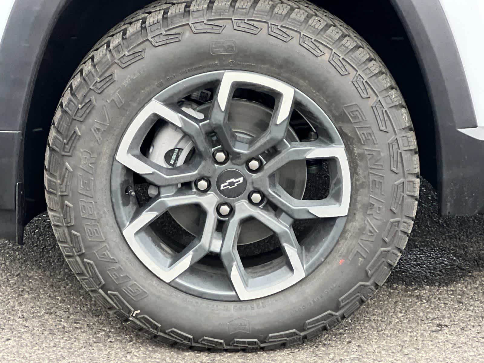 Thumbnail: 2026 Chevrolet Equinox - 24