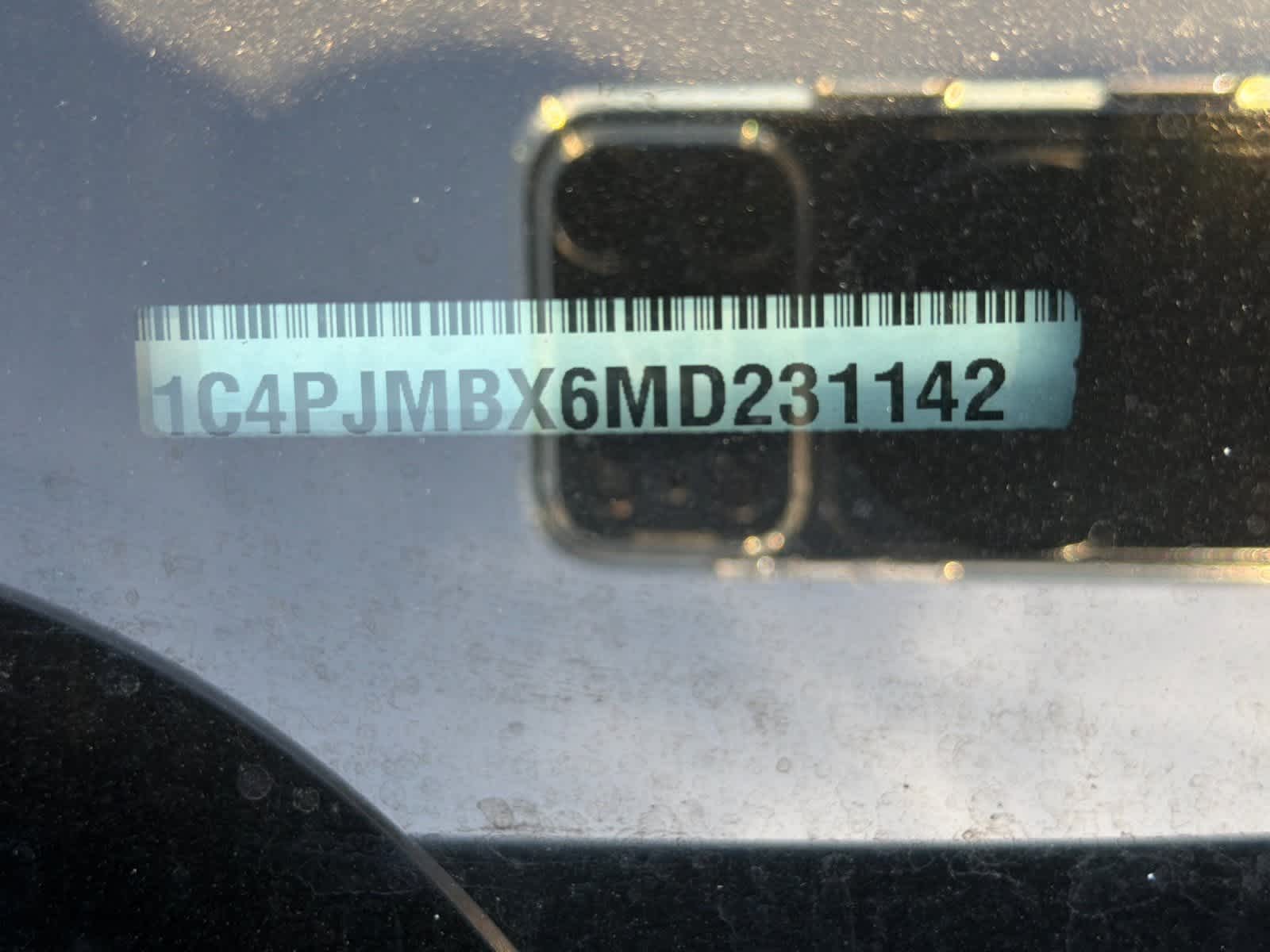 Thumbnail: 2021 Jeep Cherokee - 12