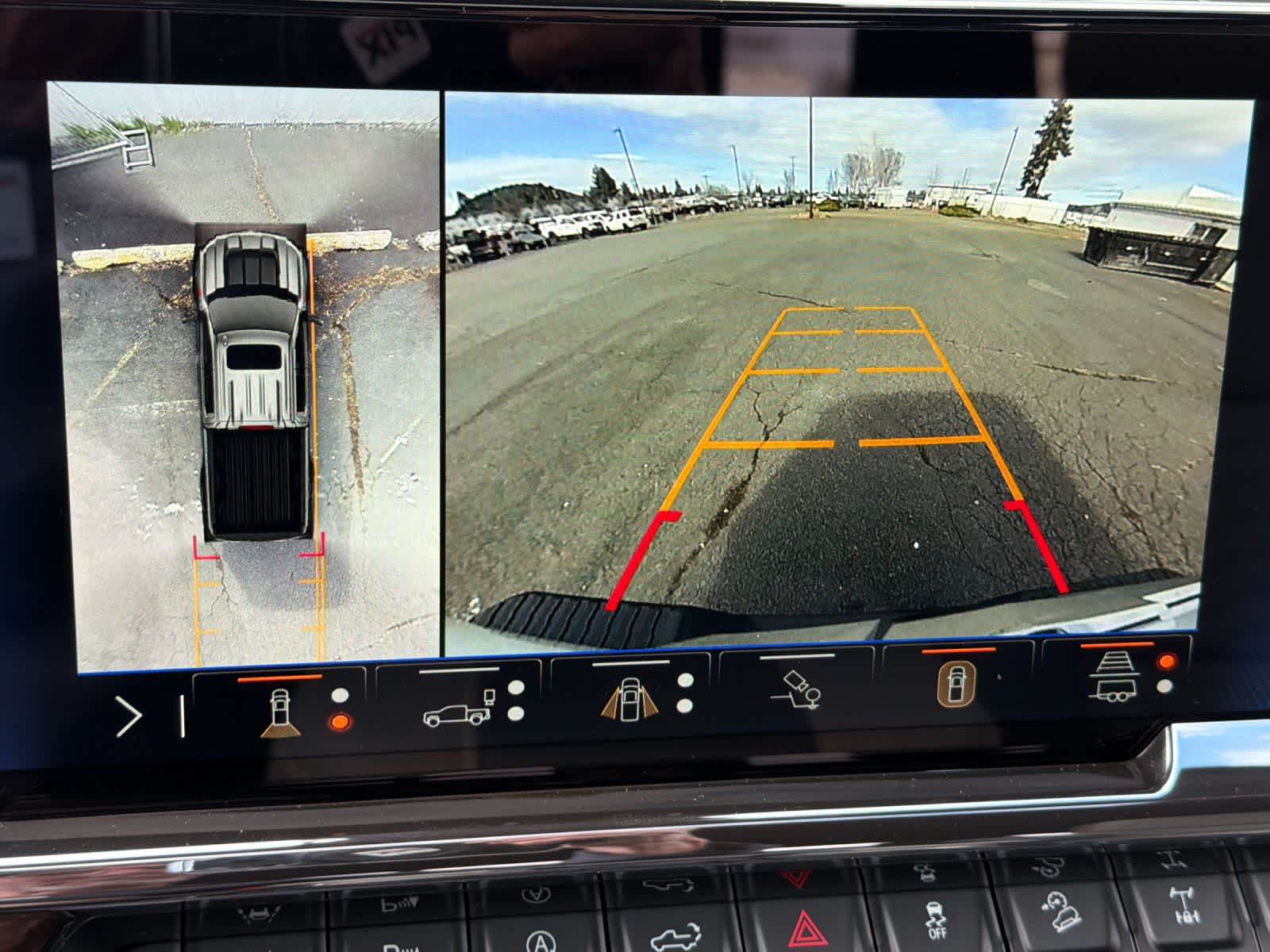 Thumbnail: 2026 Chevrolet Silverado 1500 - 19