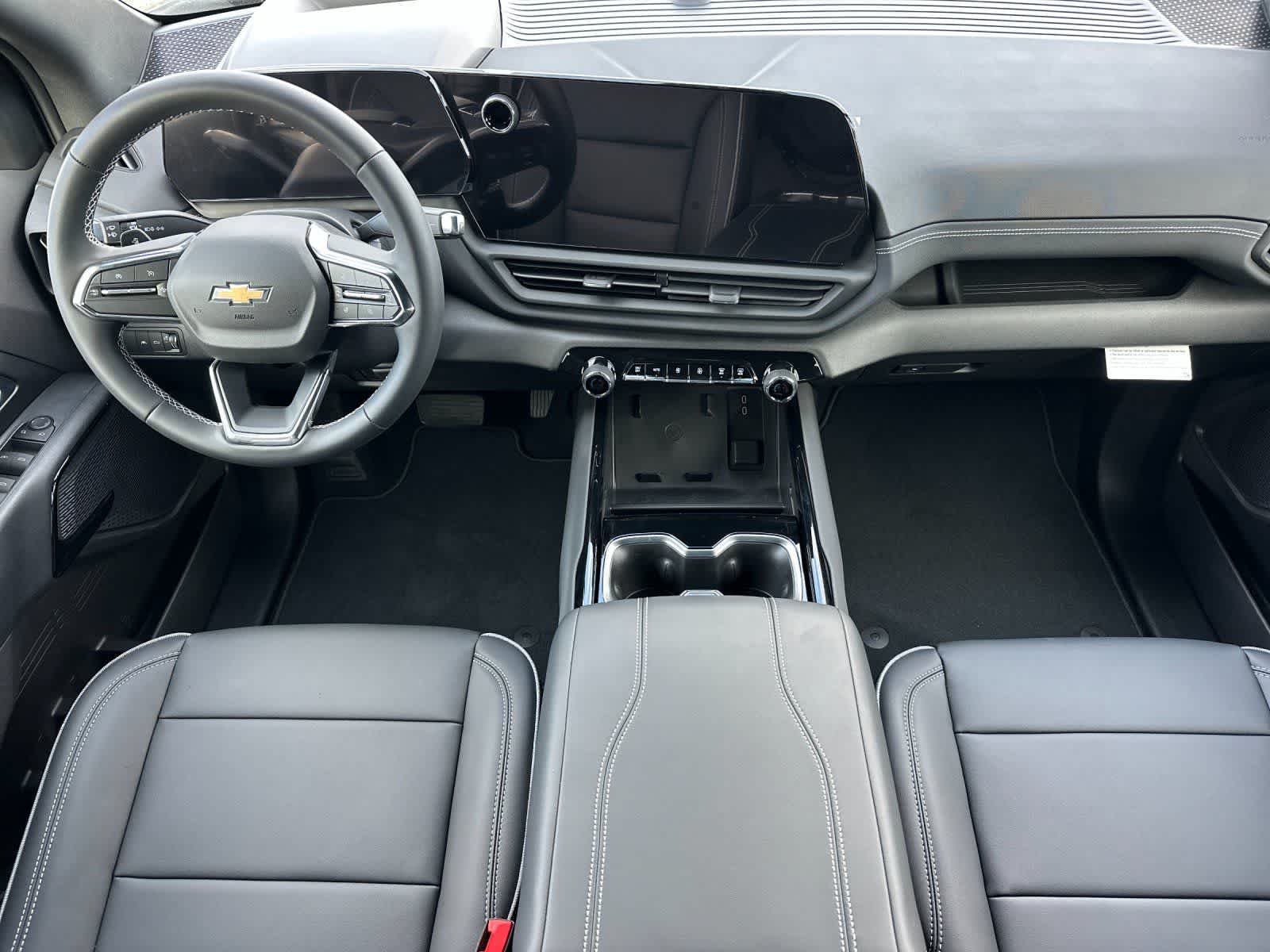 Thumbnail: 2026 Chevrolet Silverado EV - 3