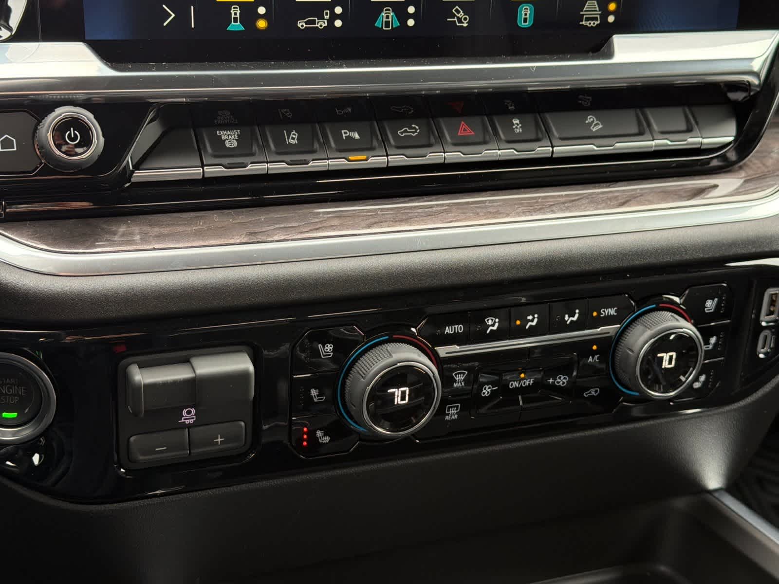 Thumbnail: 2026 Chevrolet Silverado 3500 - 20