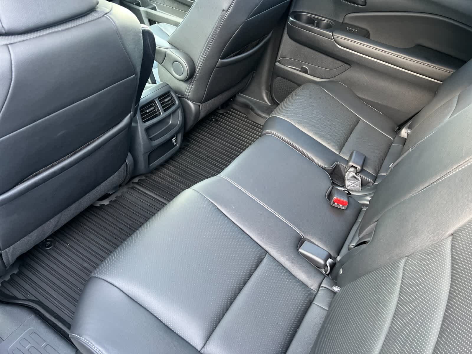 Thumbnail: 2023 Honda Passport - 4