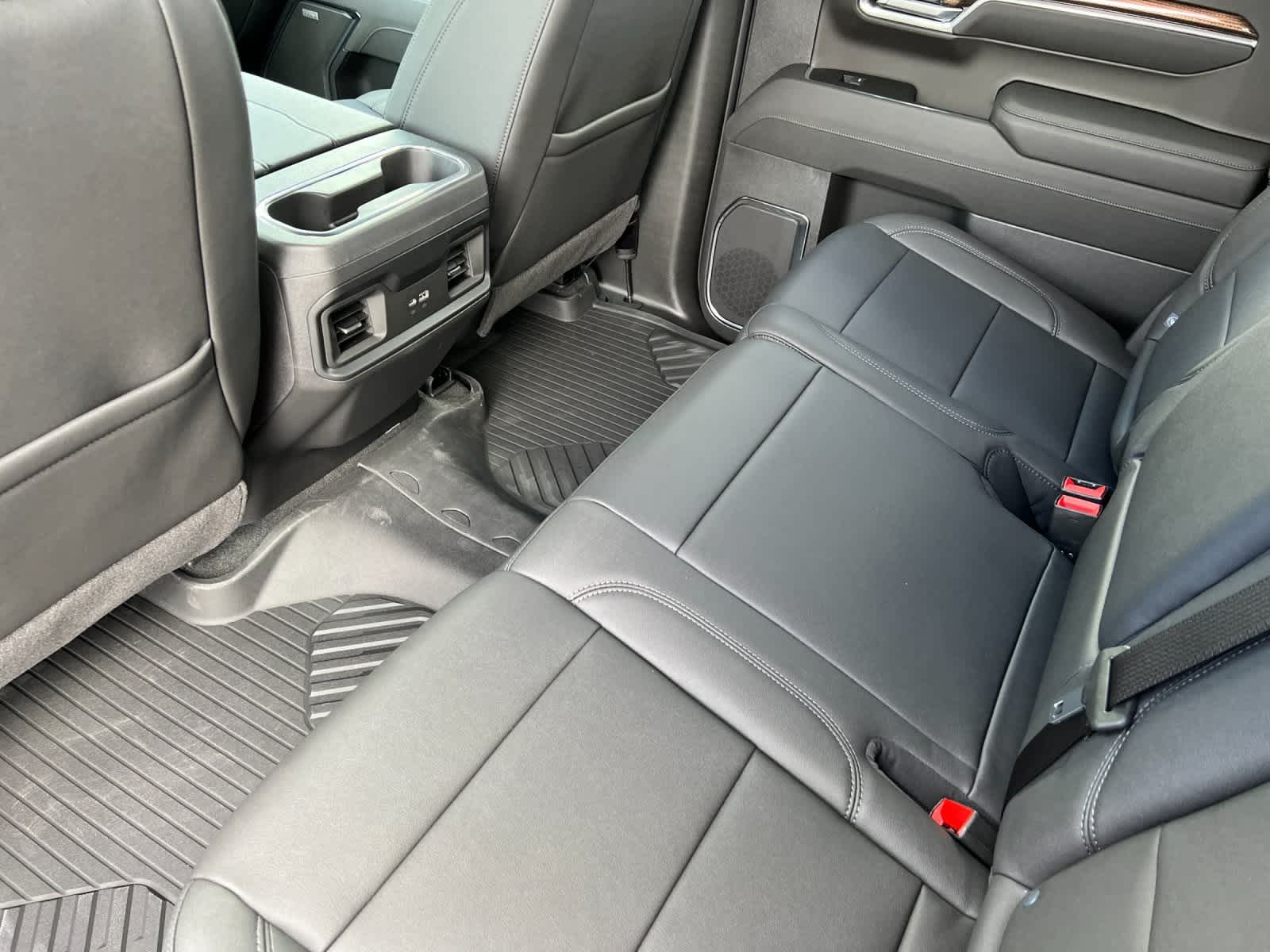 Thumbnail: 2026 Chevrolet Silverado 1500 - 4