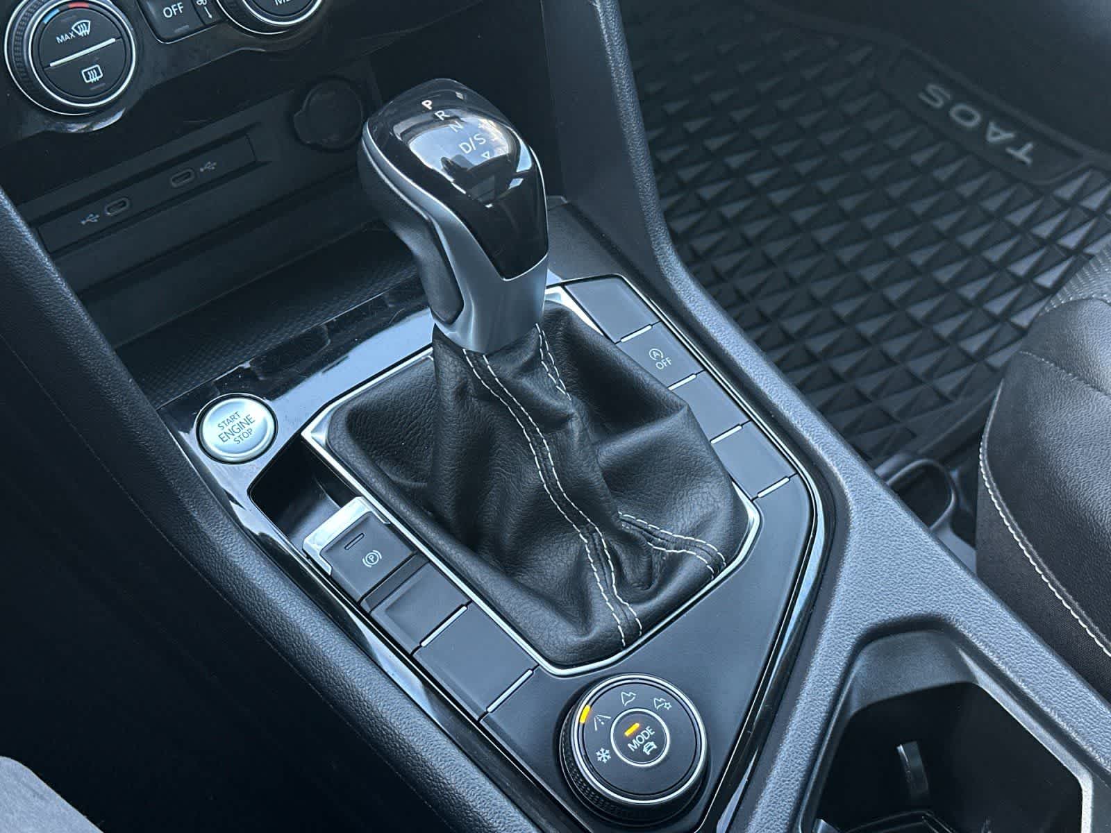 Thumbnail: 2022 Volkswagen Taos - 22