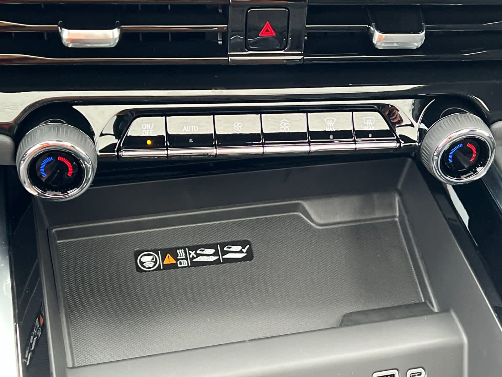 Thumbnail: 2026 Chevrolet Tahoe - 22