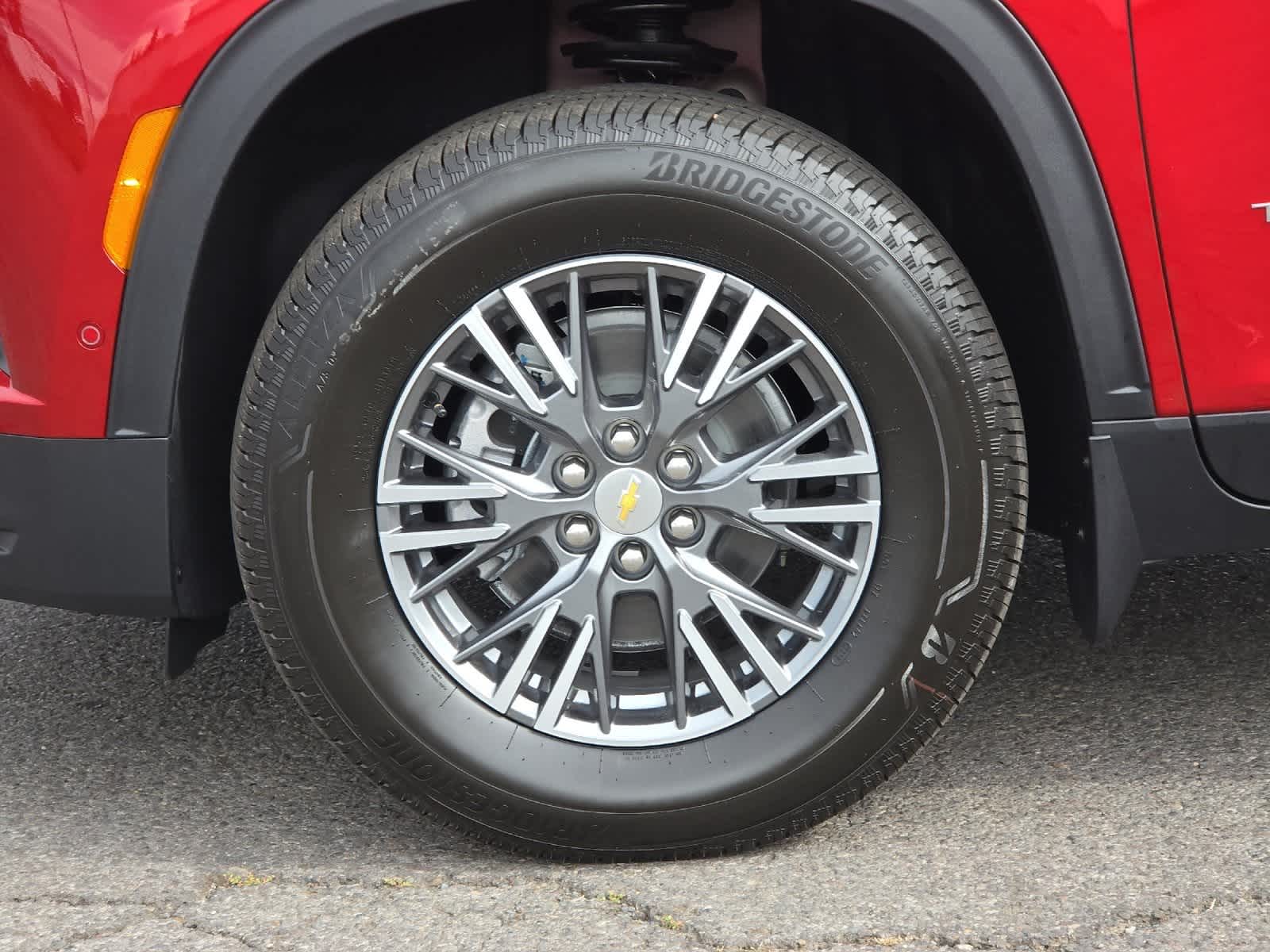 Thumbnail: 2026 Chevrolet Traverse - 27