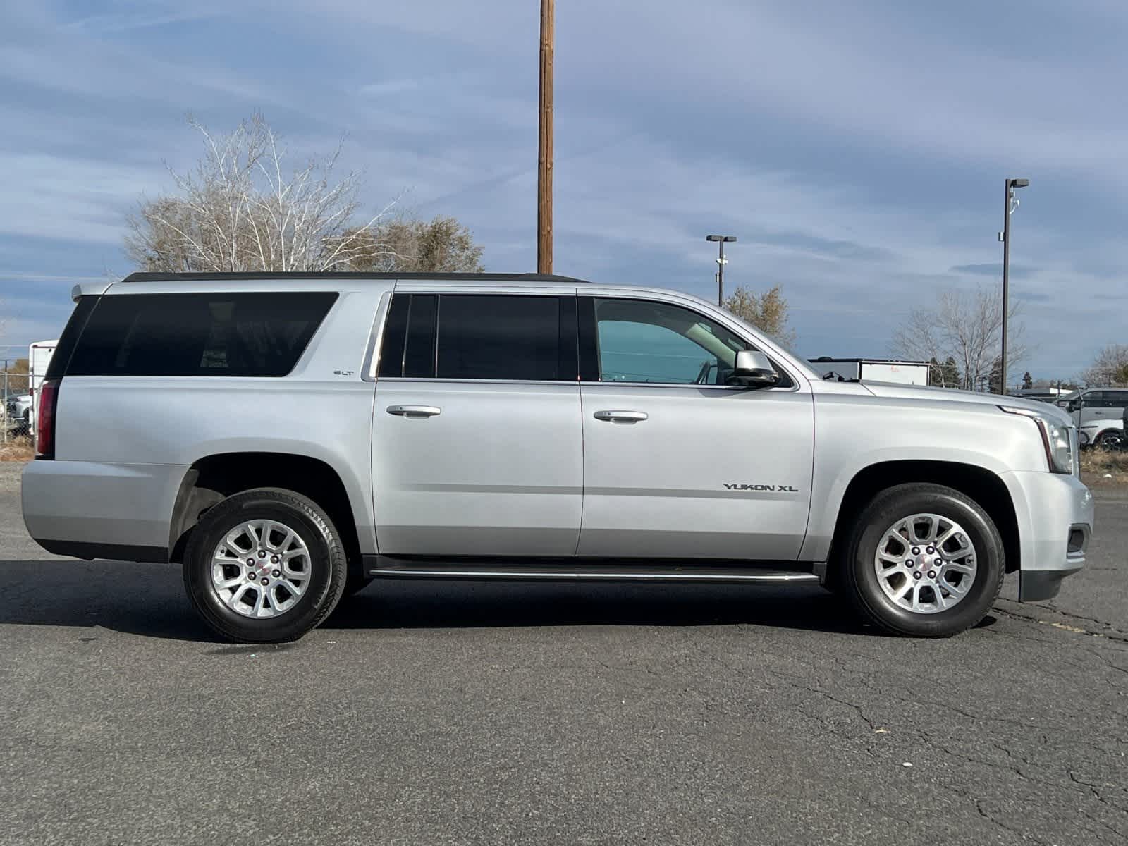 Thumbnail: 2020 GMC Yukon XL - 8