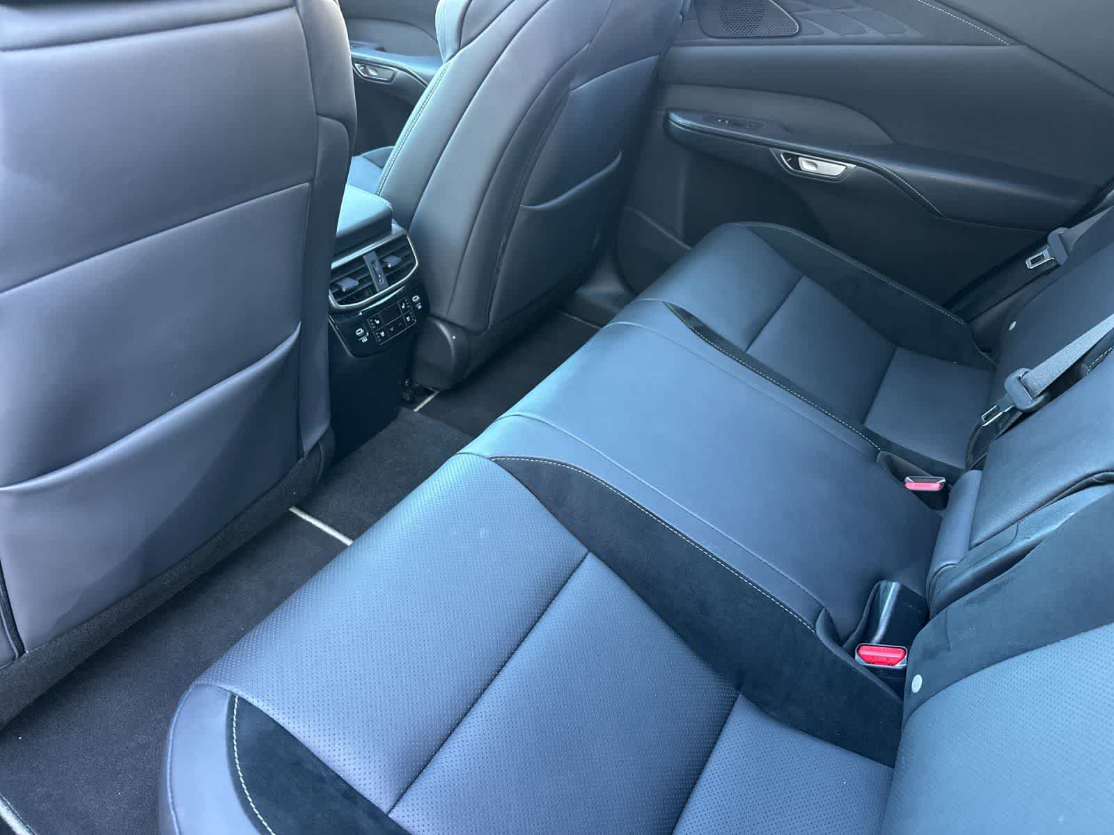 Thumbnail: 2023 Lexus RX - 4