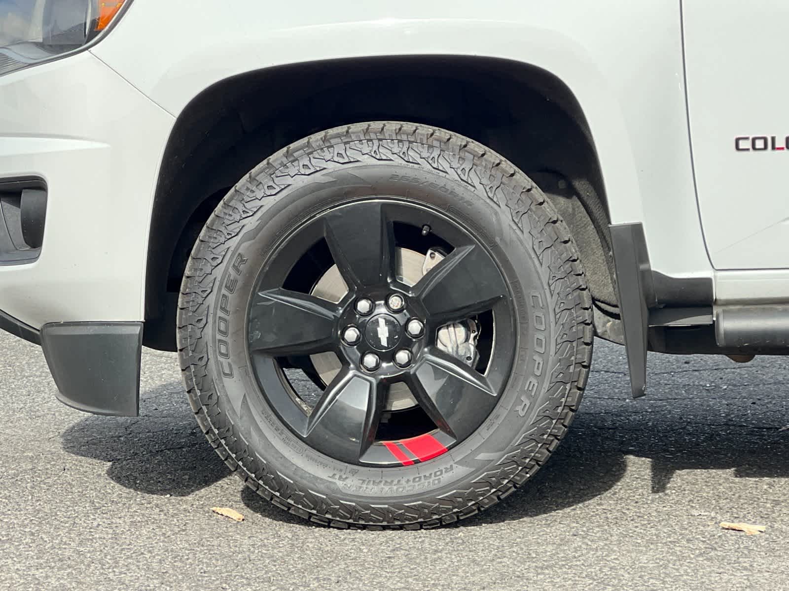 Thumbnail: 2018 Chevrolet Colorado - 24