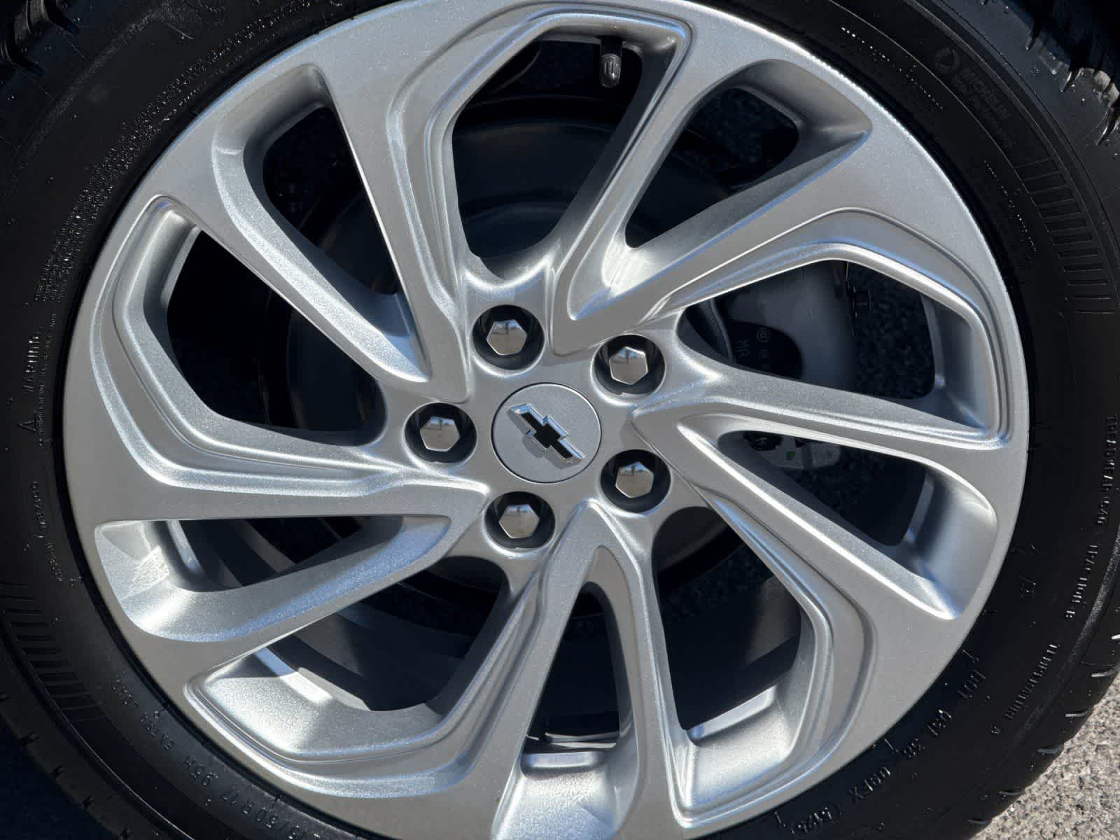 Thumbnail: 2027 Chevrolet Bolt EV - 26