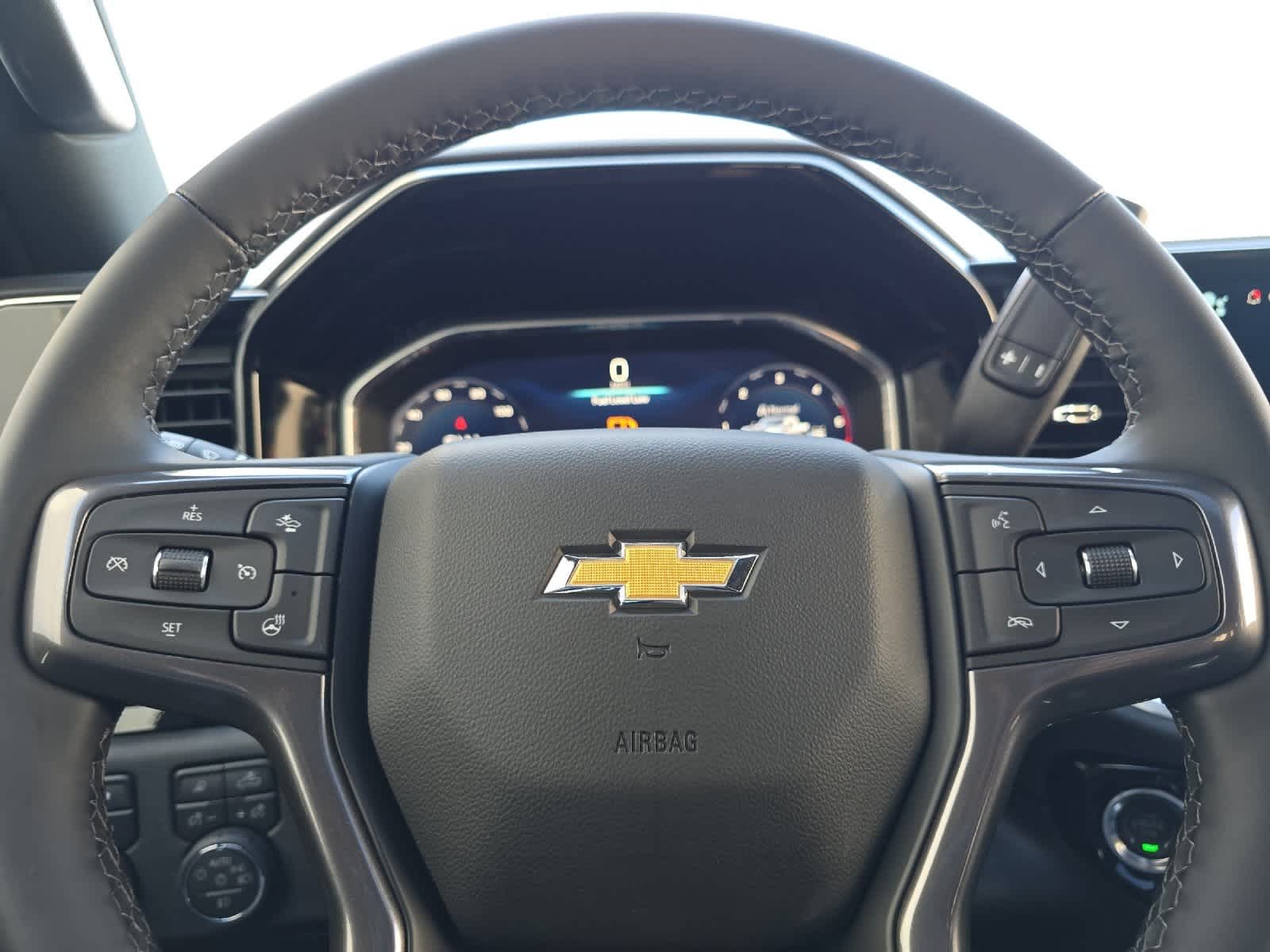 Thumbnail: 2026 Chevrolet Silverado 3500 - 23