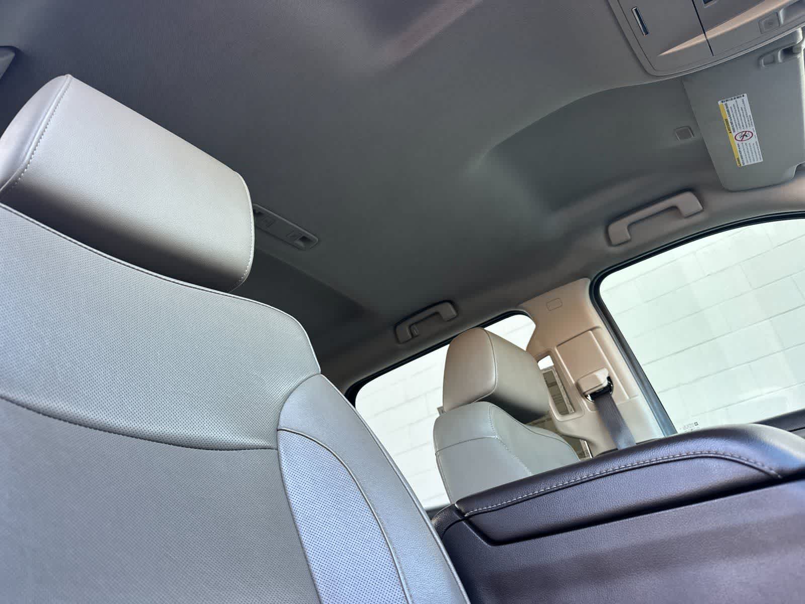 Thumbnail: 2018 Chevrolet Silverado 3500 - 16