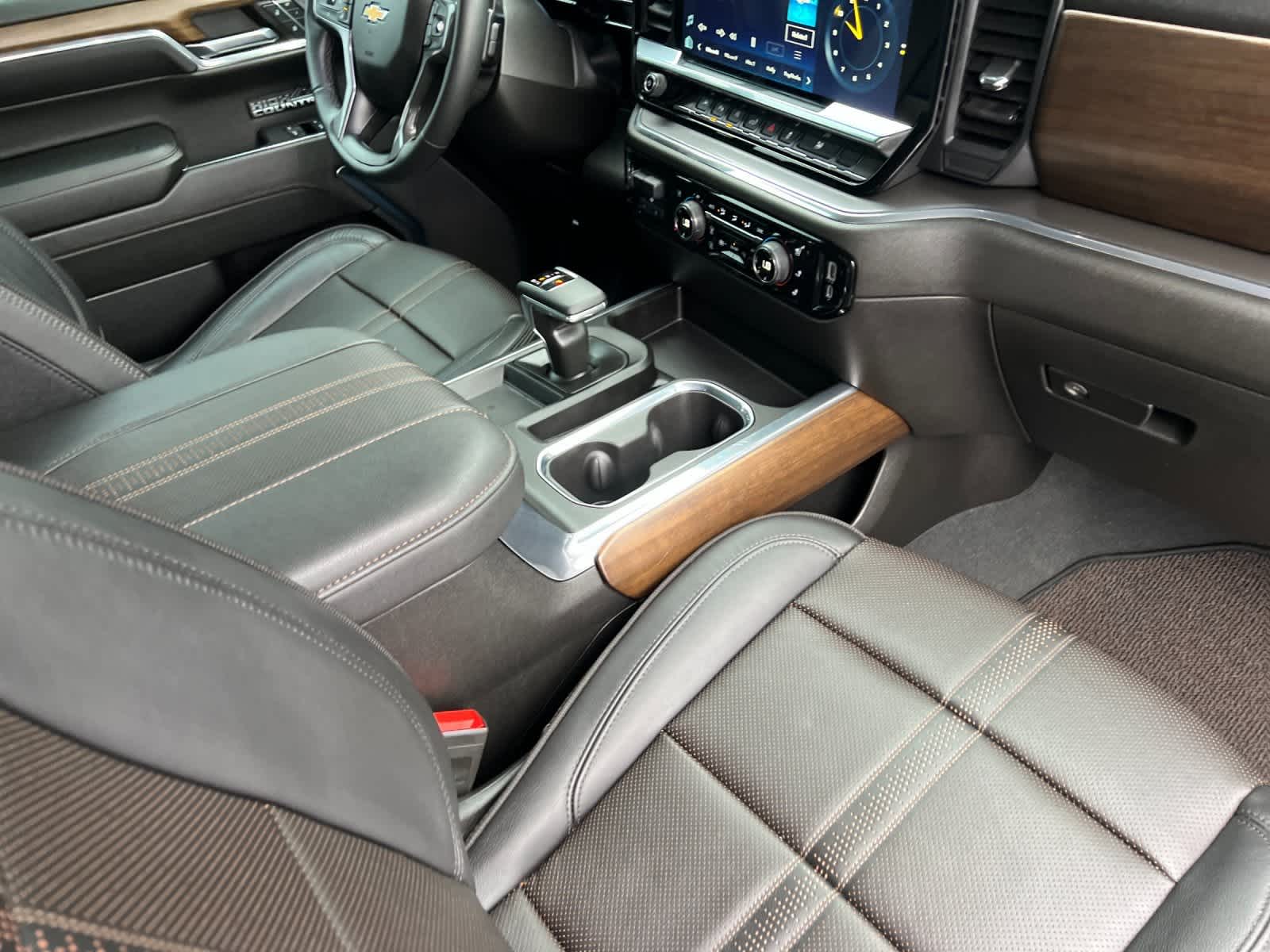 Thumbnail: 2024 Chevrolet Silverado 1500 - 15