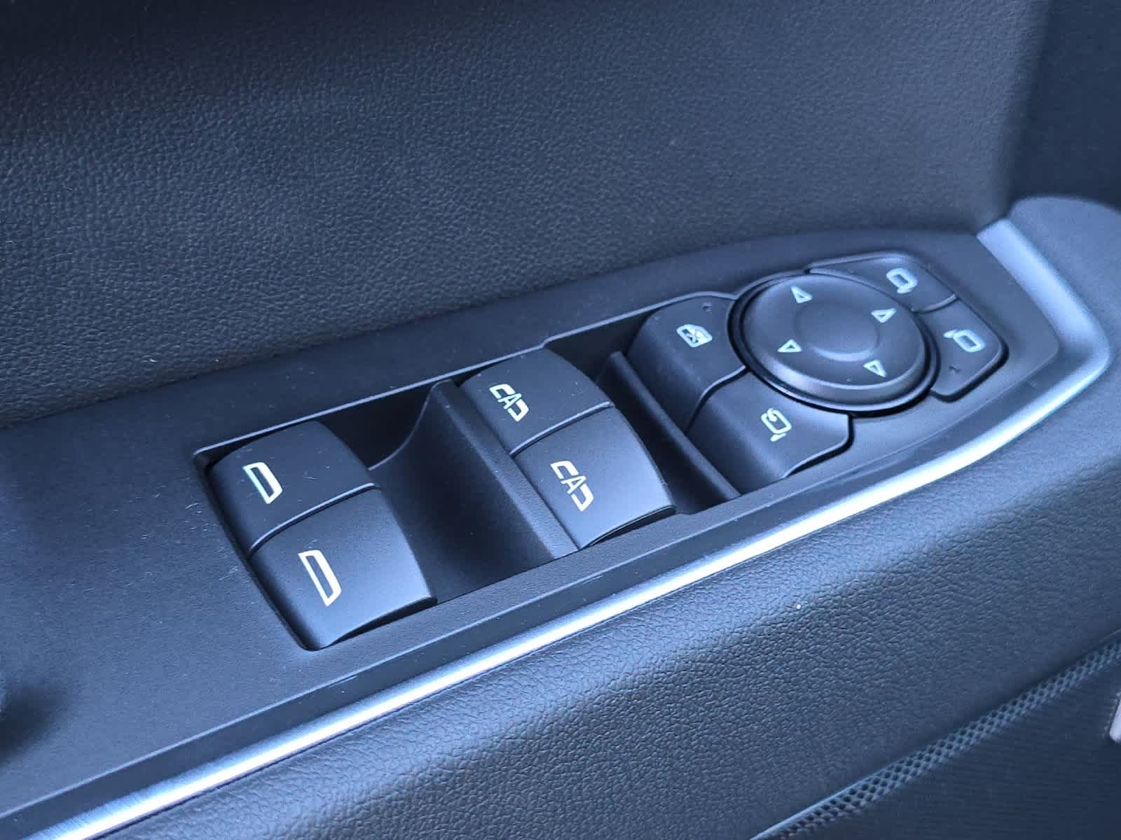 Thumbnail: 2026 Chevrolet Silverado 1500 - 13