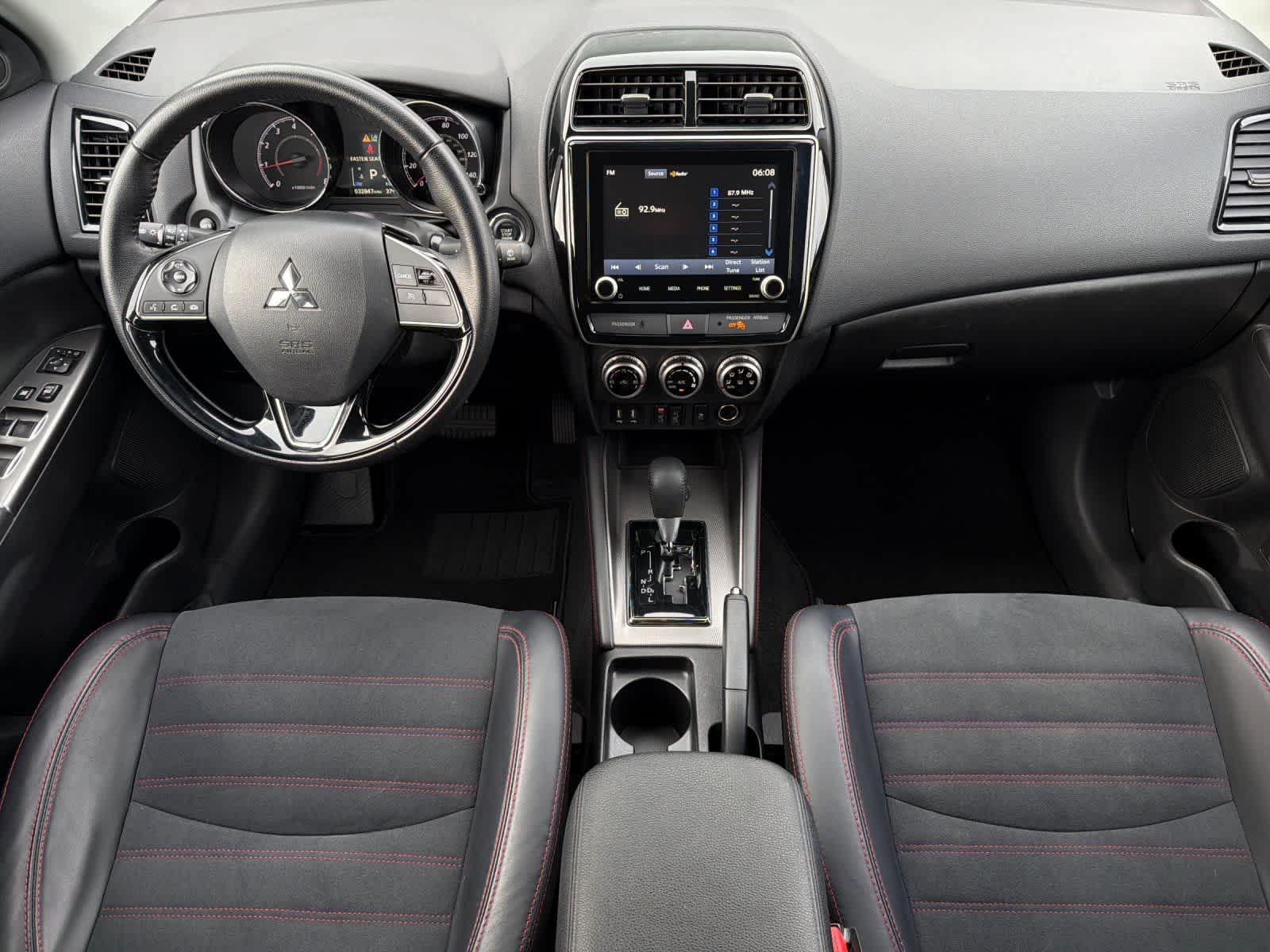 Thumbnail: 2024 Mitsubishi Outlander Sport - 3