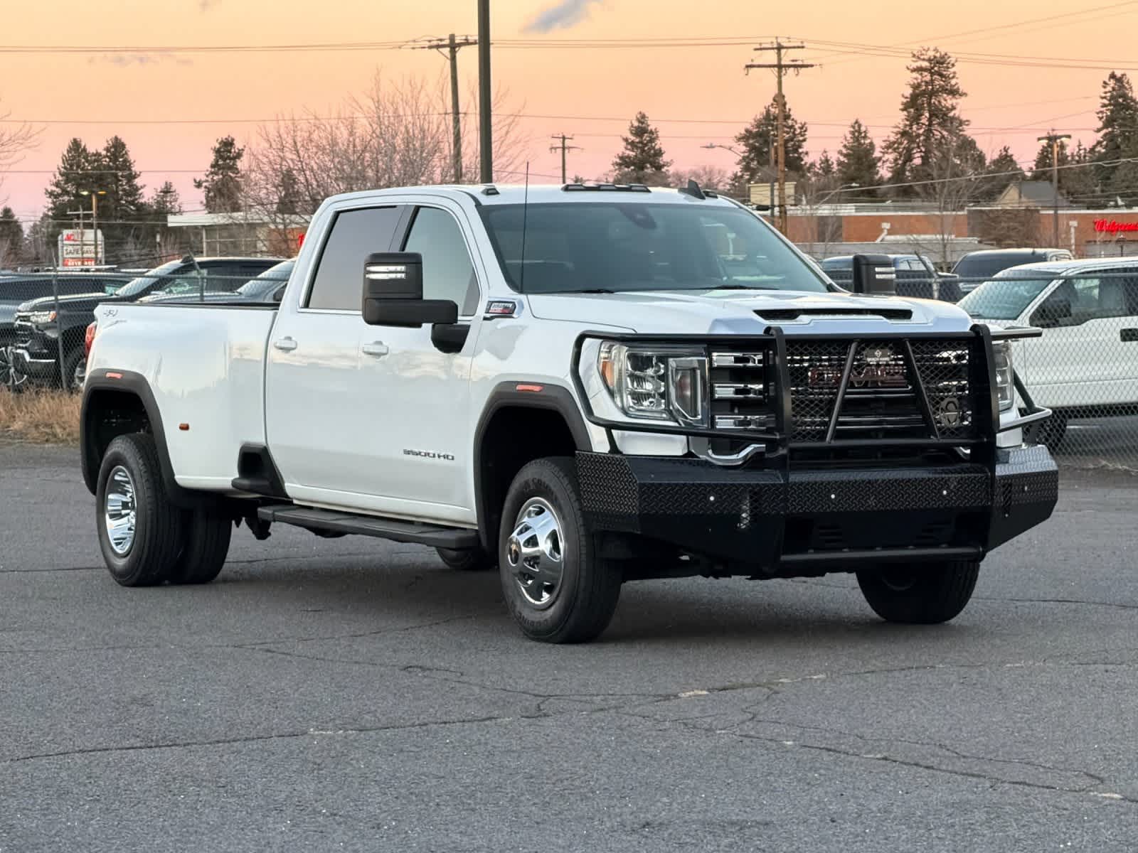 Thumbnail: 2021 GMC Sierra 3500 - 9