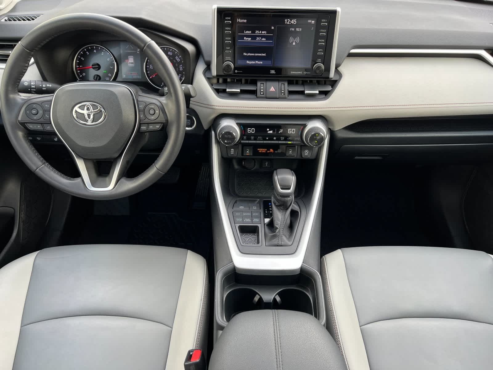 Thumbnail: 2020 Toyota RAV4 - 3