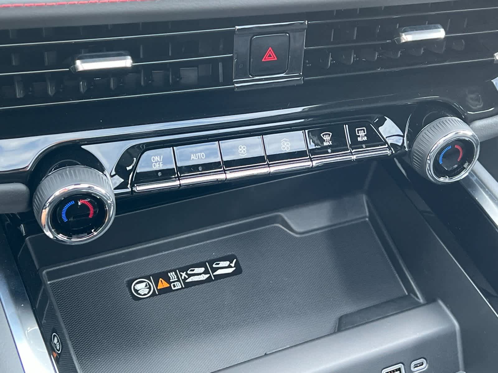 Thumbnail: 2026 Chevrolet Tahoe - 22