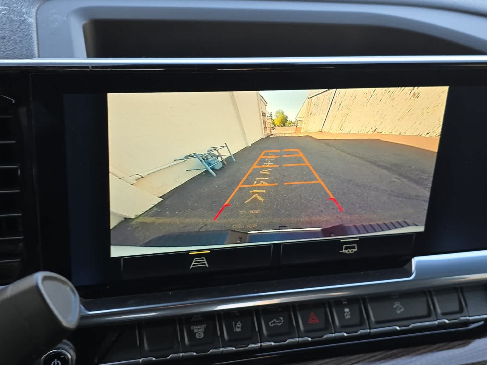 Thumbnail: 2024 Chevrolet Silverado 2500 - 18