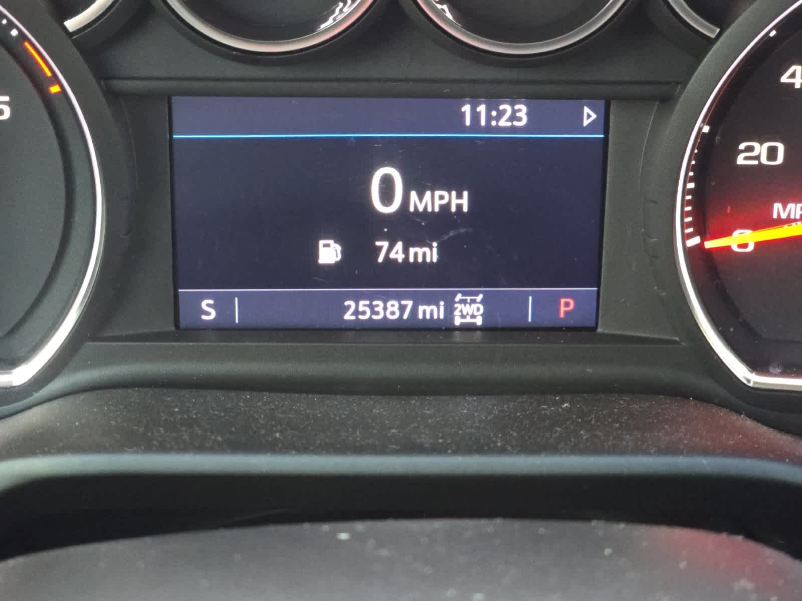 Thumbnail: 2022 Chevrolet Silverado 3500 - 24