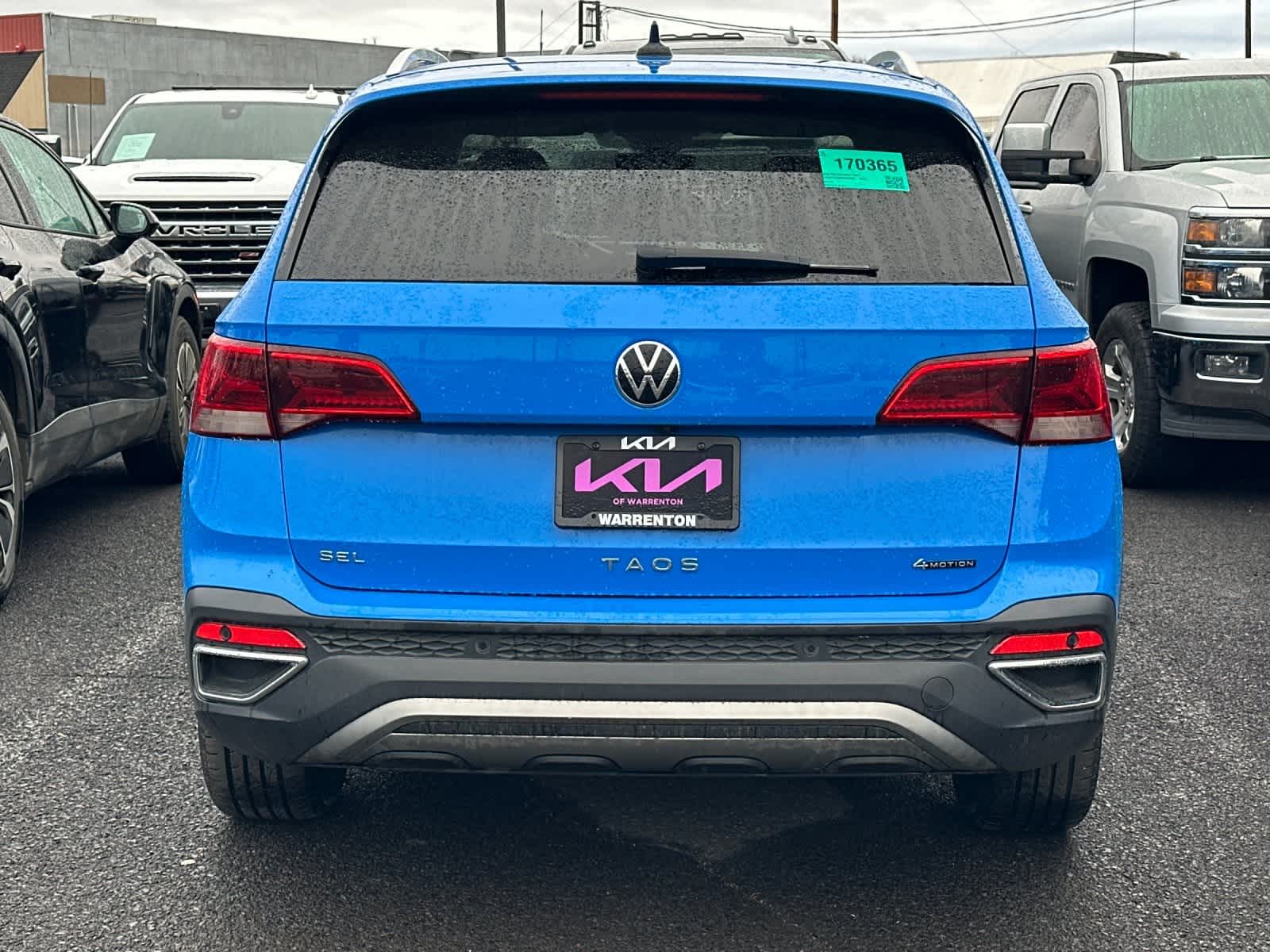 Thumbnail: 2022 Volkswagen Taos - 4