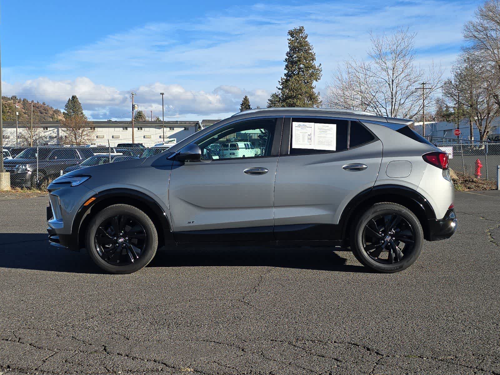 Thumbnail: 2025 Buick Encore GX - 5