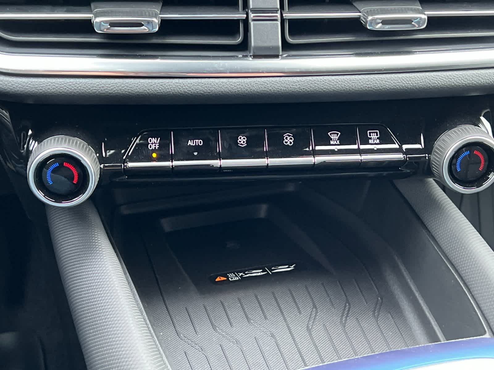 Thumbnail: 2026 Chevrolet Equinox - 19