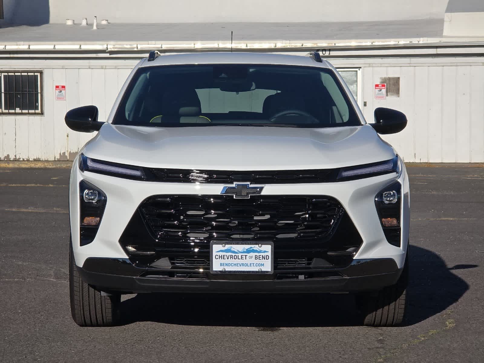 Thumbnail: 2025 Chevrolet Trax - 10