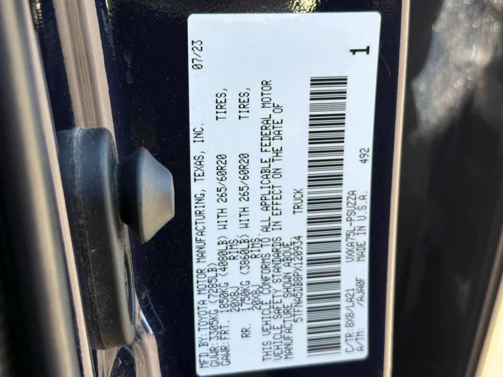 Thumbnail: 2023 Toyota Tundra - 28
