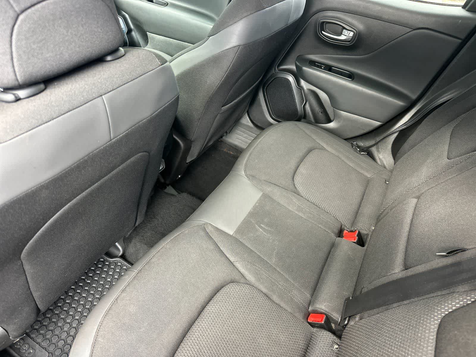 Thumbnail: 2020 Jeep Renegade - 4