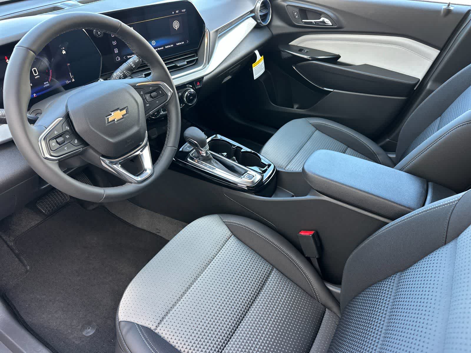 Thumbnail: 2026 Chevrolet Trax - 11