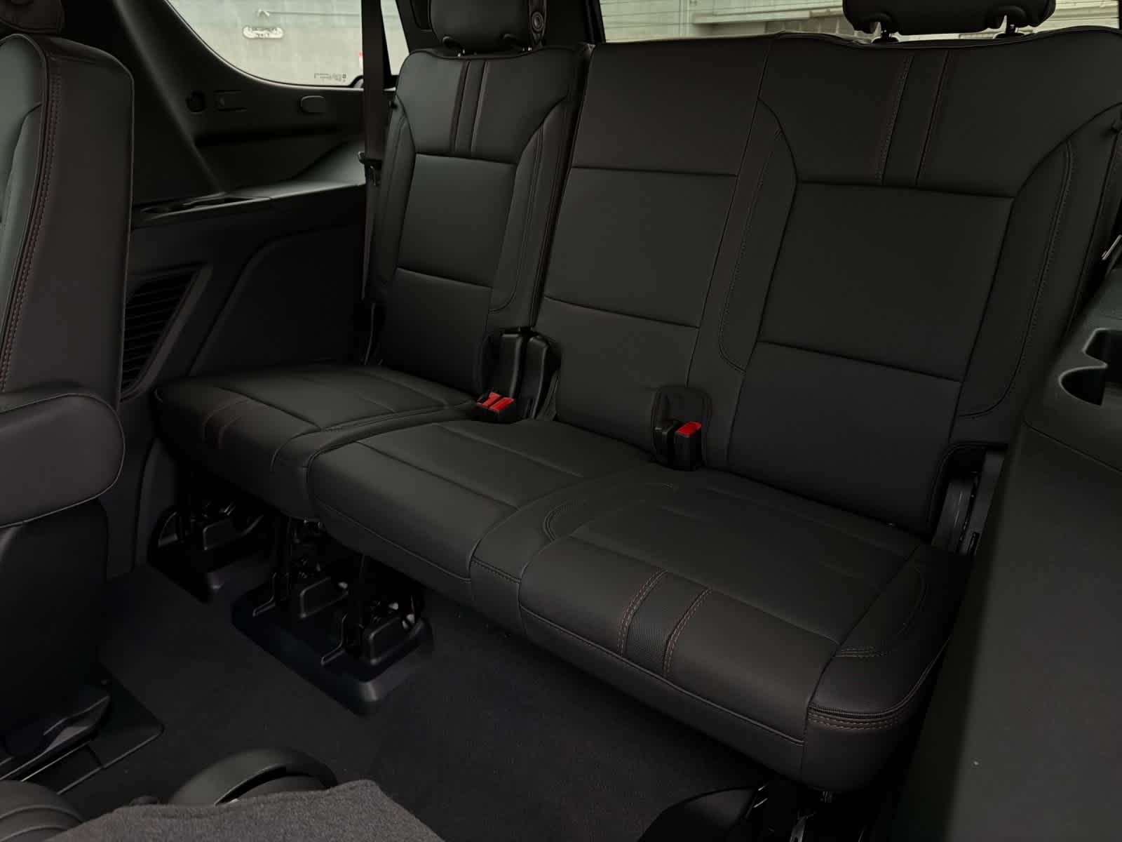 Thumbnail: 2026 Chevrolet Tahoe - 15