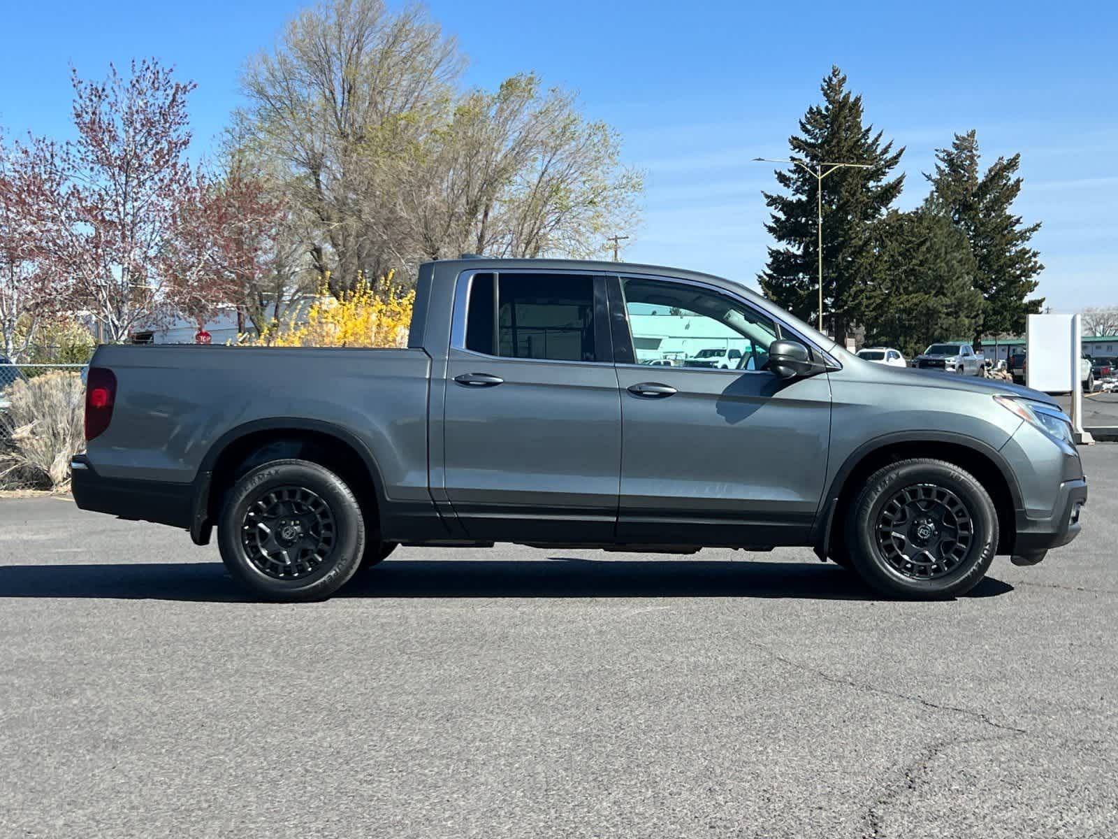 Thumbnail: 2017 Honda Ridgeline - 8