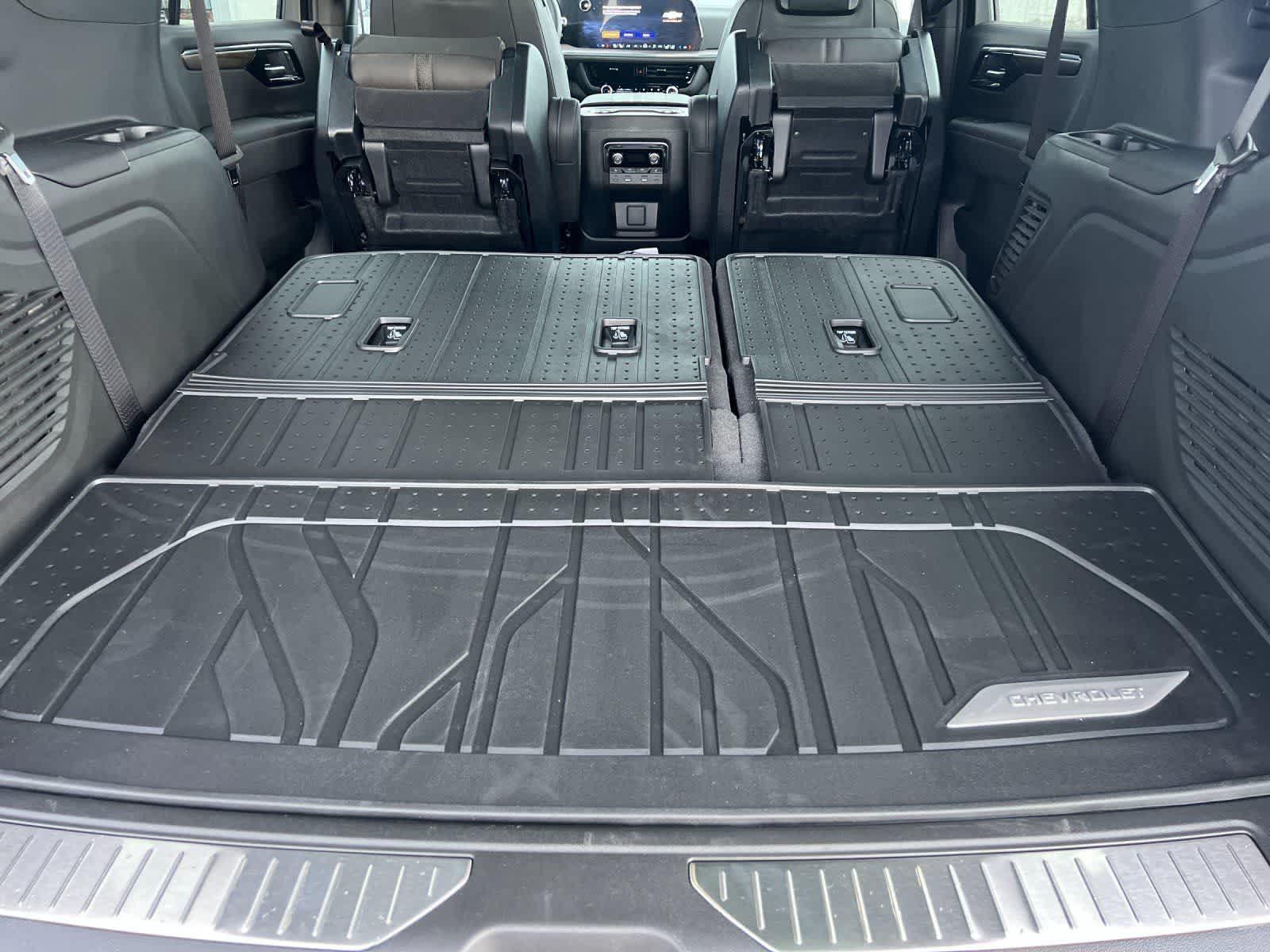 Thumbnail: 2026 Chevrolet Tahoe - 17