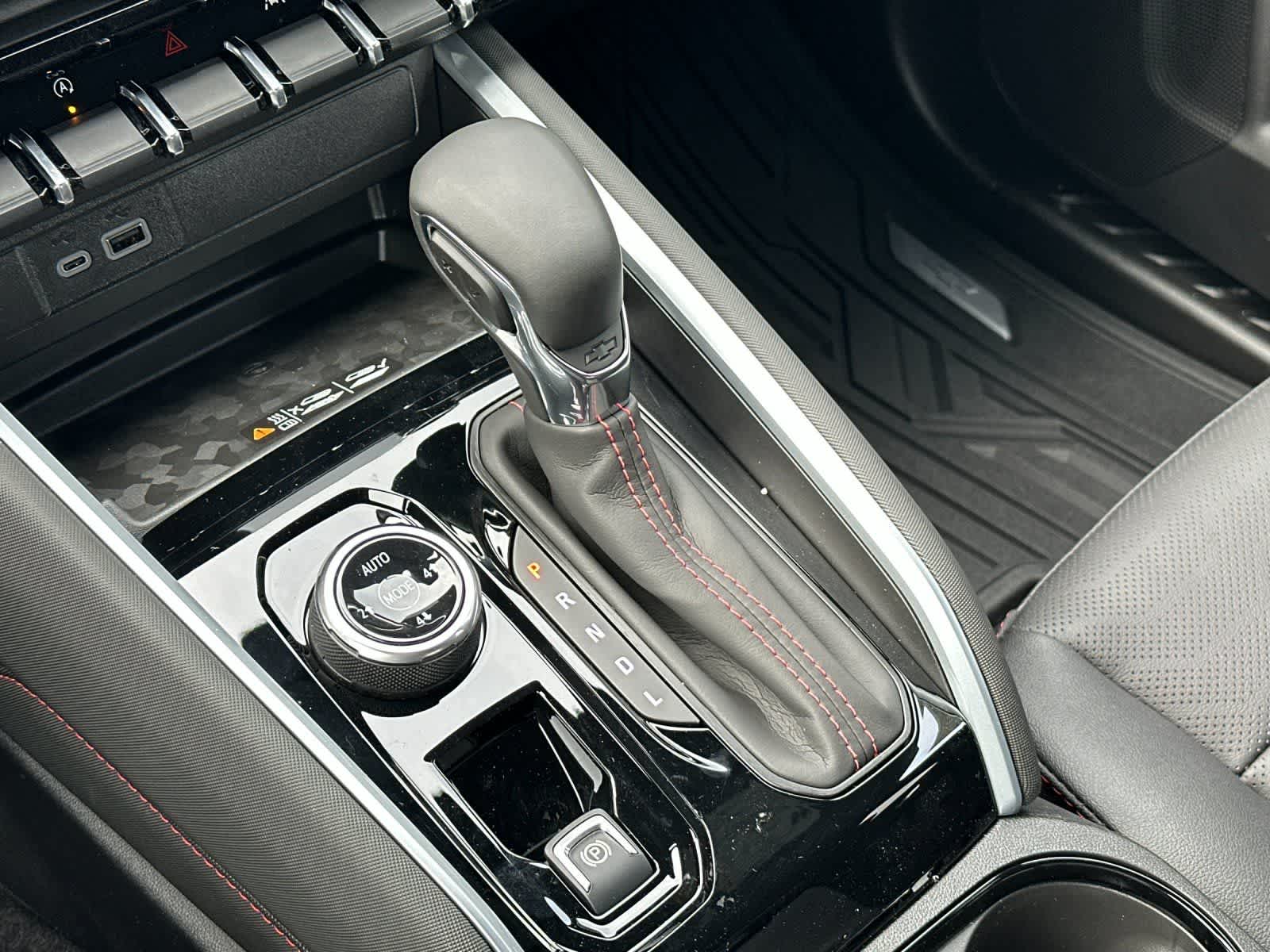 Thumbnail: 2026 Chevrolet Colorado - 21