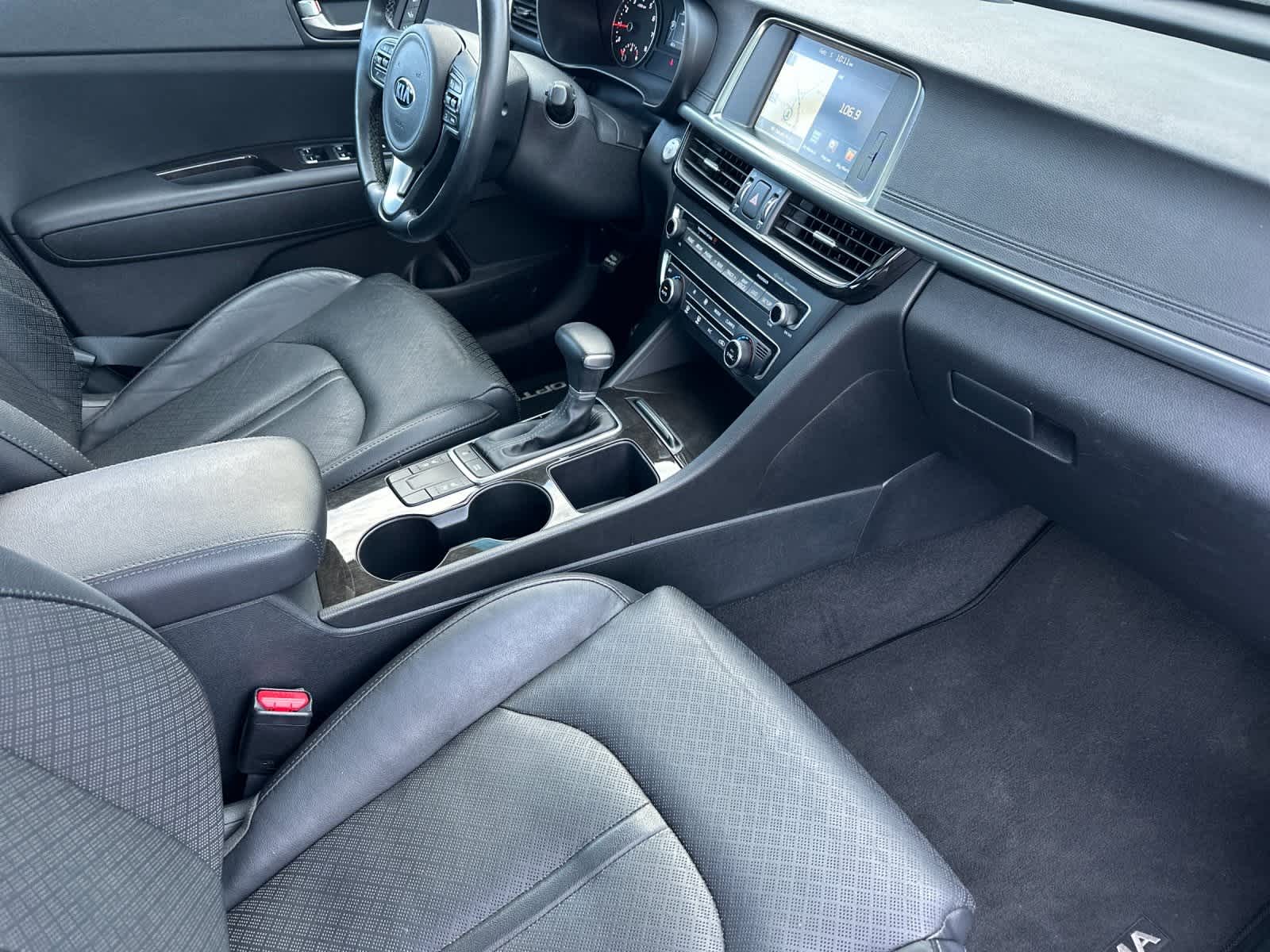 Thumbnail: 2016 Kia Optima - 15