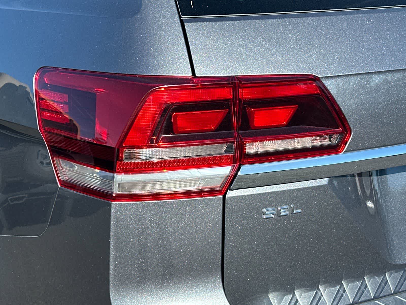 Thumbnail: 2018 Volkswagen Atlas - 9