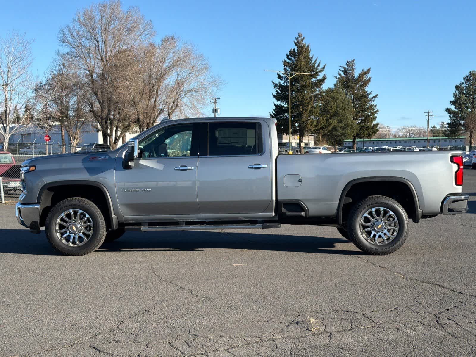 Thumbnail: 2026 Chevrolet Silverado 3500 - 5