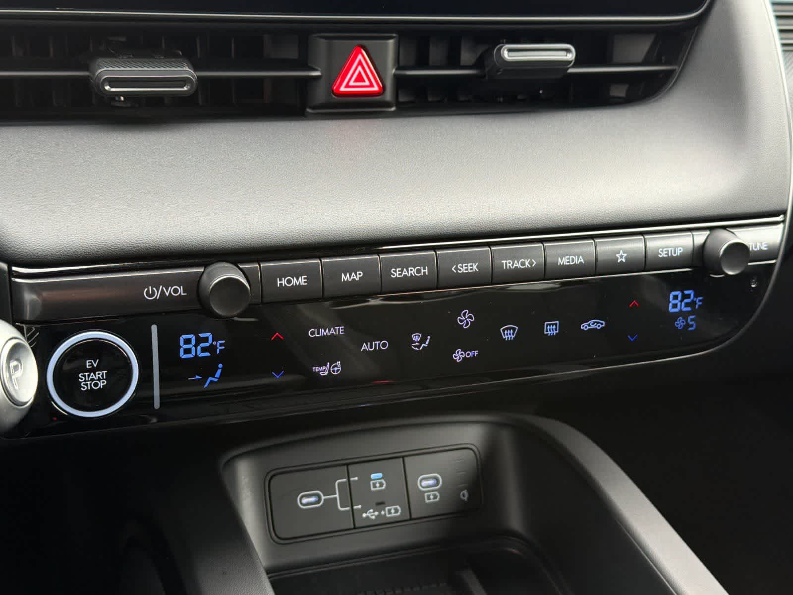 Thumbnail: 2025 Hyundai Ioniq 5 - 21