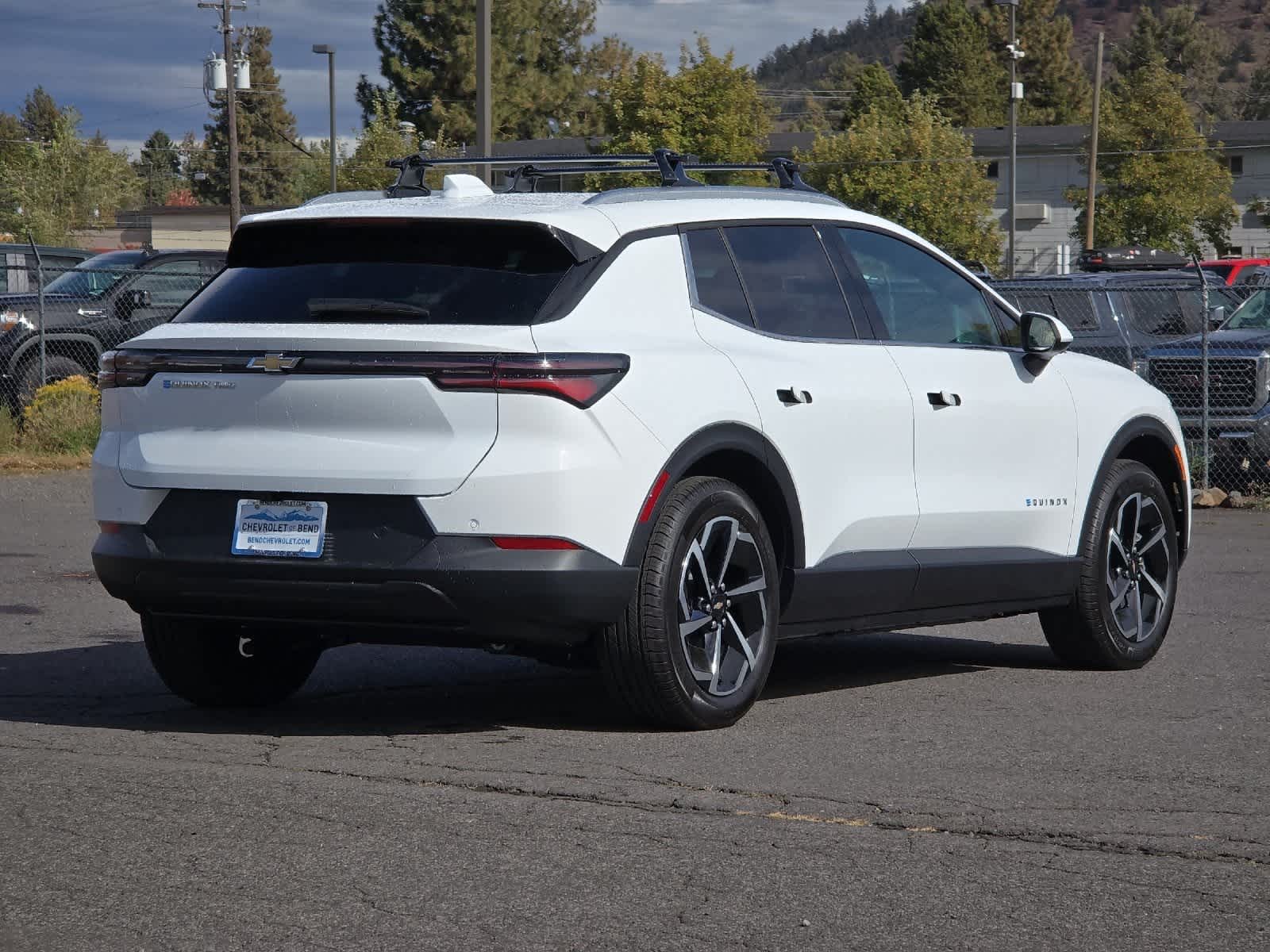 Thumbnail: 2026 Chevrolet Equinox - 2